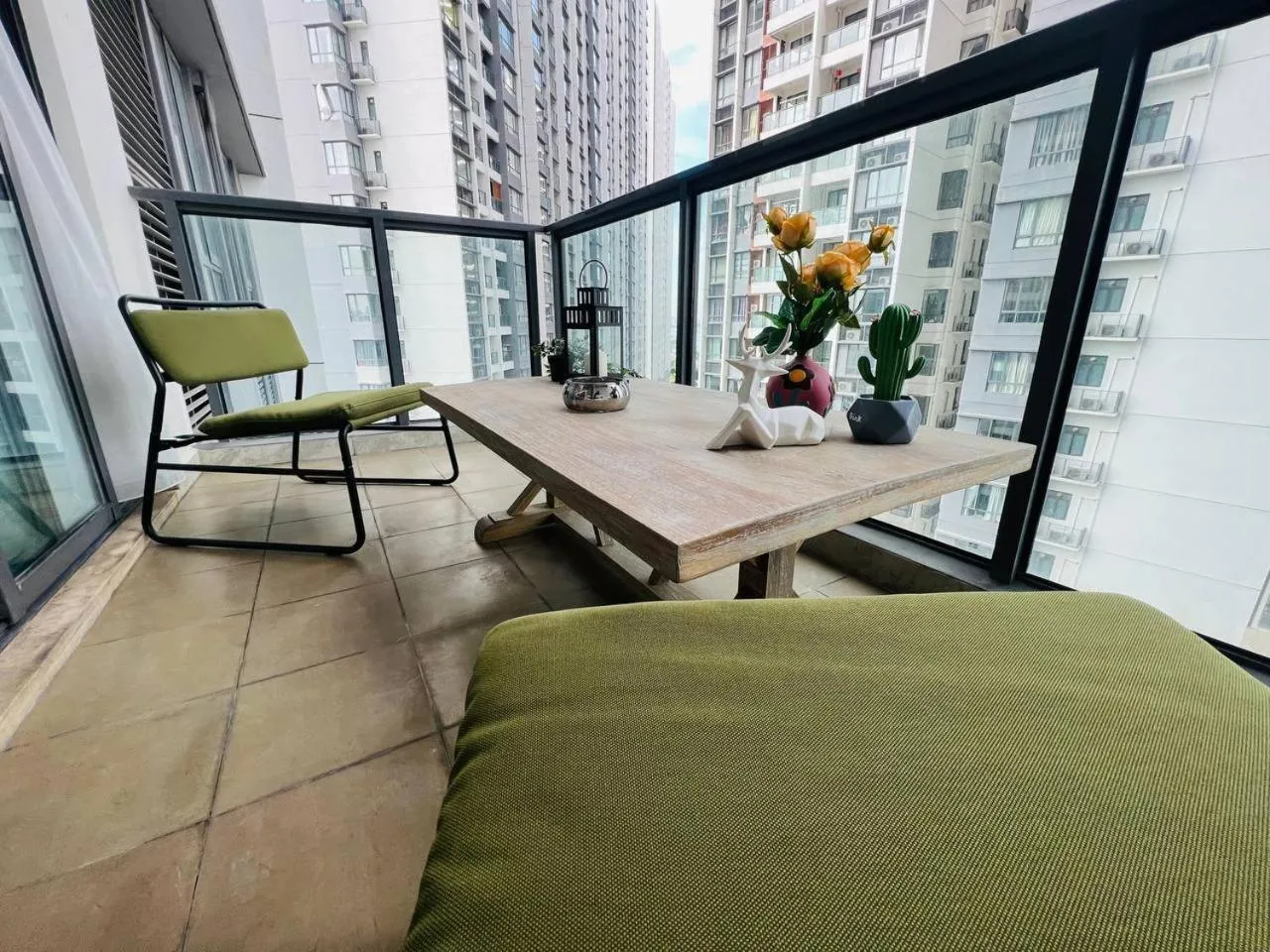 R&F PRINCESS COVE by ANJU