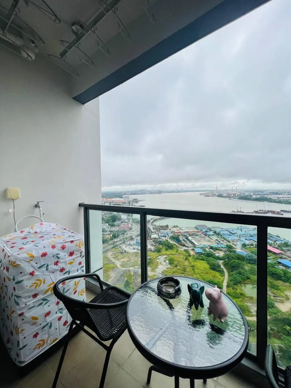 R&F PRINCESS COVE by ANJU