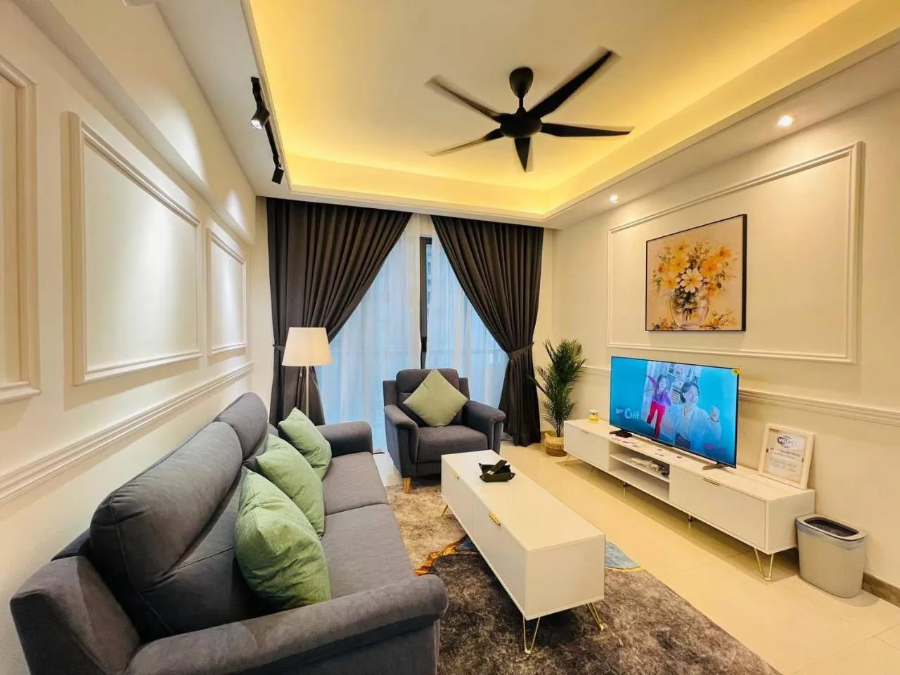 R&F PRINCESS COVE by ANJU