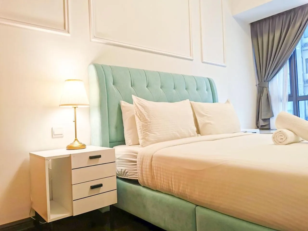 Bed in R&F PRINCESS COVE by ANJU