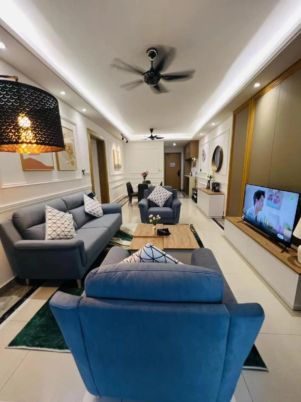 R&F PRINCESS COVE by ANJU