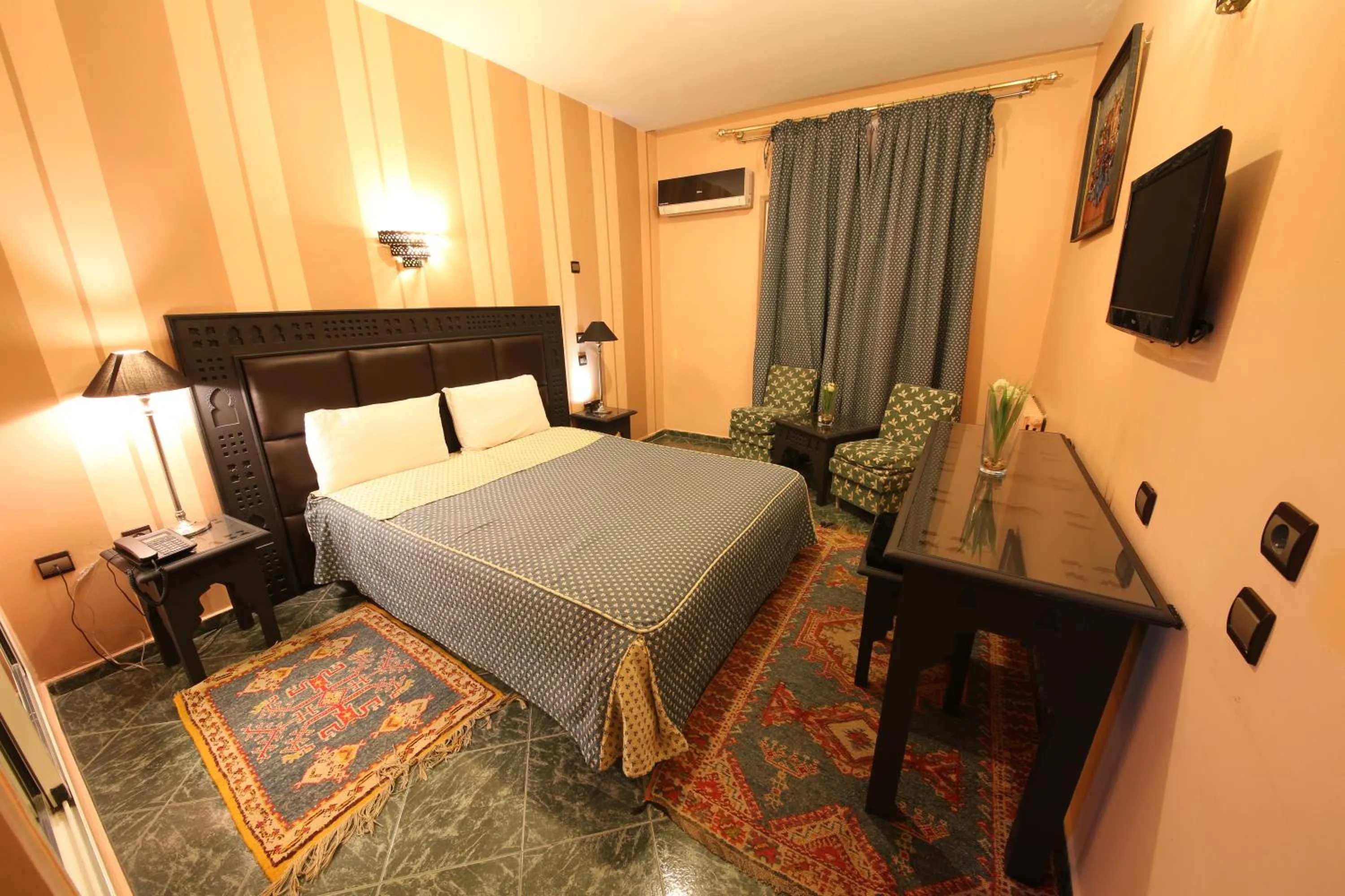 Bedroom, Bed in Hotel Akouas