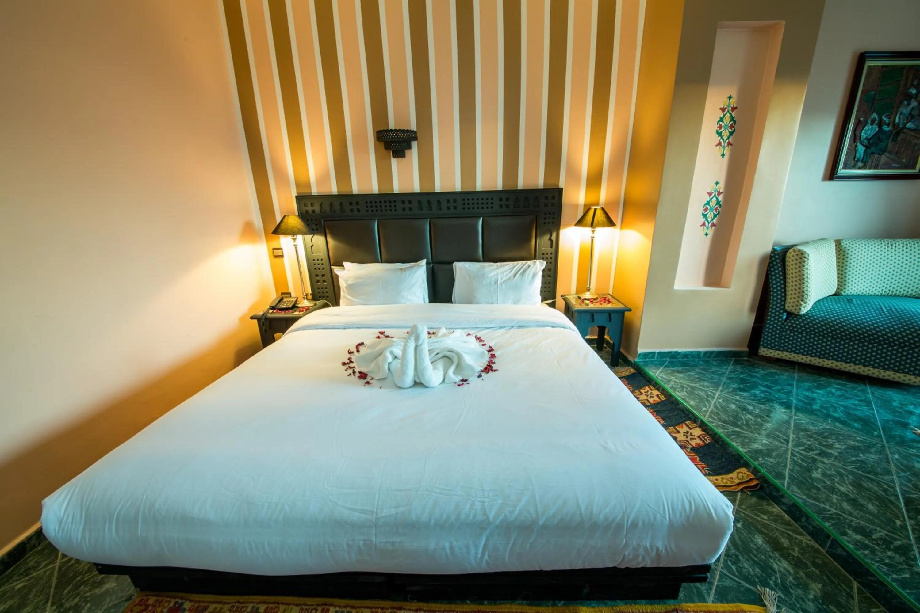 Bedroom, Bed in Hotel Akouas