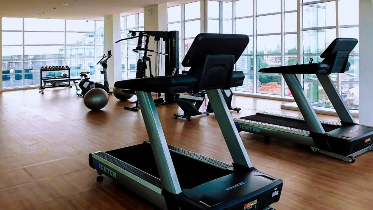 Fitness centre/facilities in Ventura Room at TreePark City