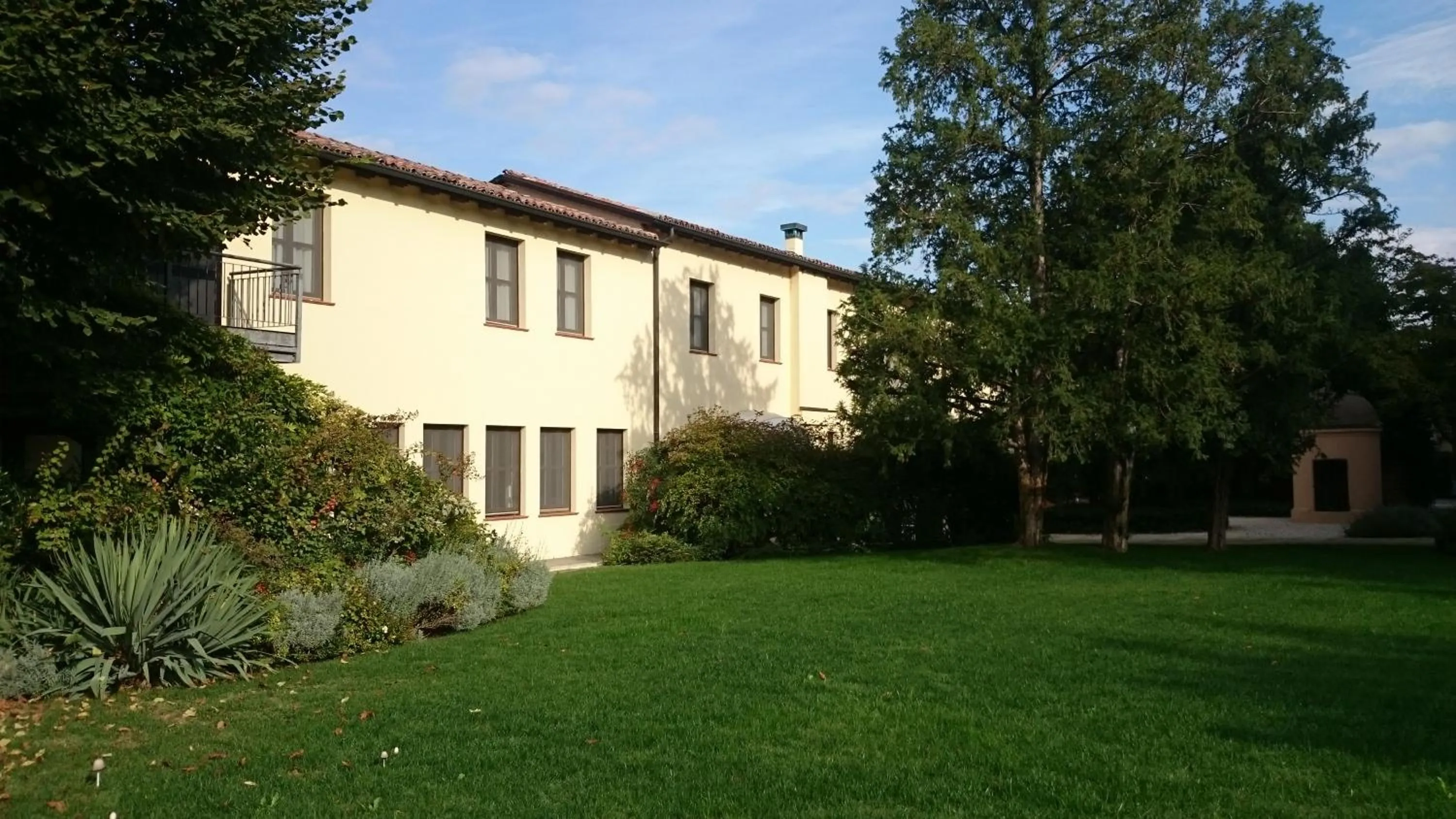 Garden in Hotel Villa Nabila