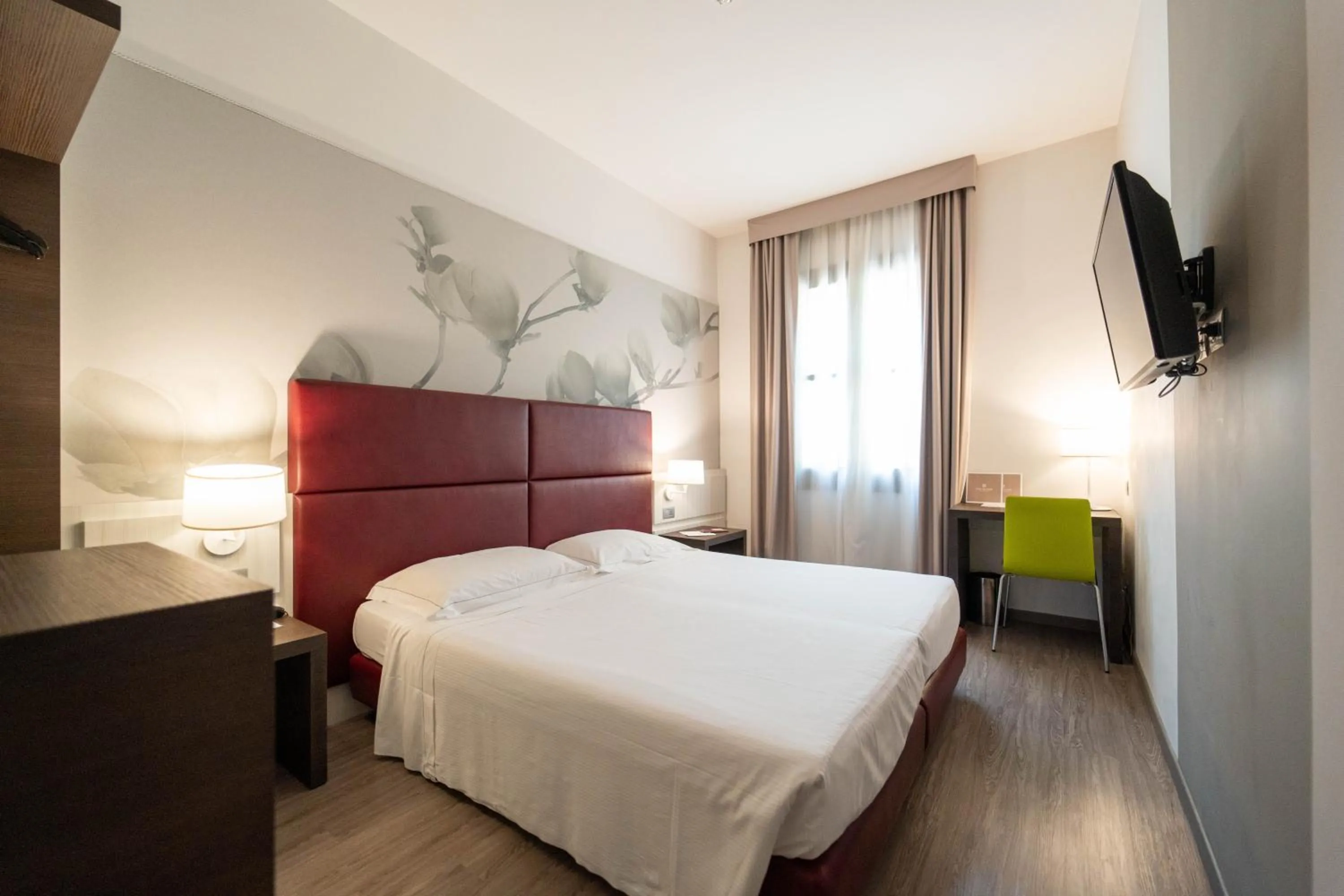 Photo of the whole room, Bed in Hotel Villa Nabila