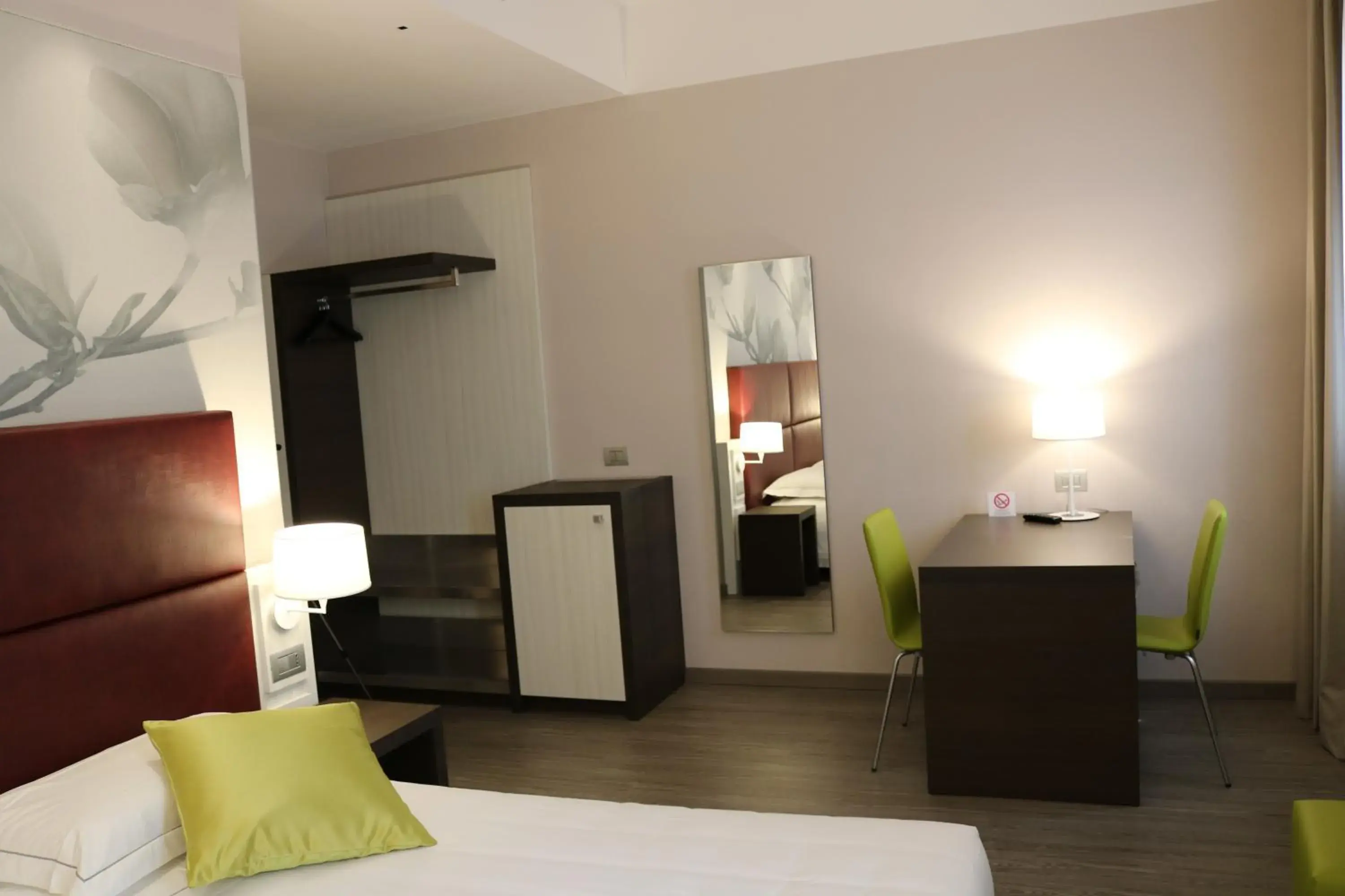 Superior Double or Twin Room - single occupancy in Hotel Villa Nabila Superior Double or Twin Room - single occupancy in Hotel Villa Nabila