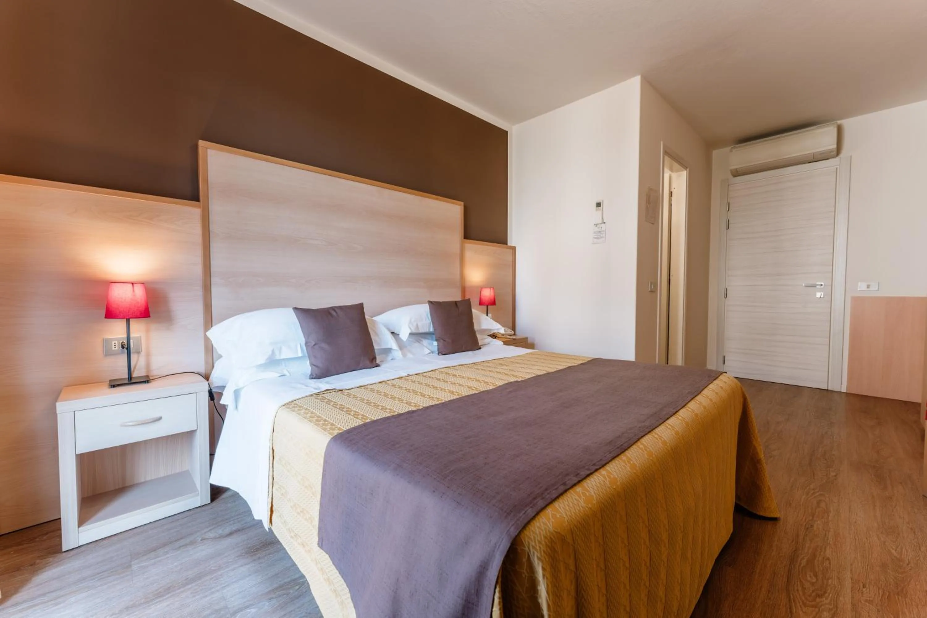 Bed in Hotel Eden Salò