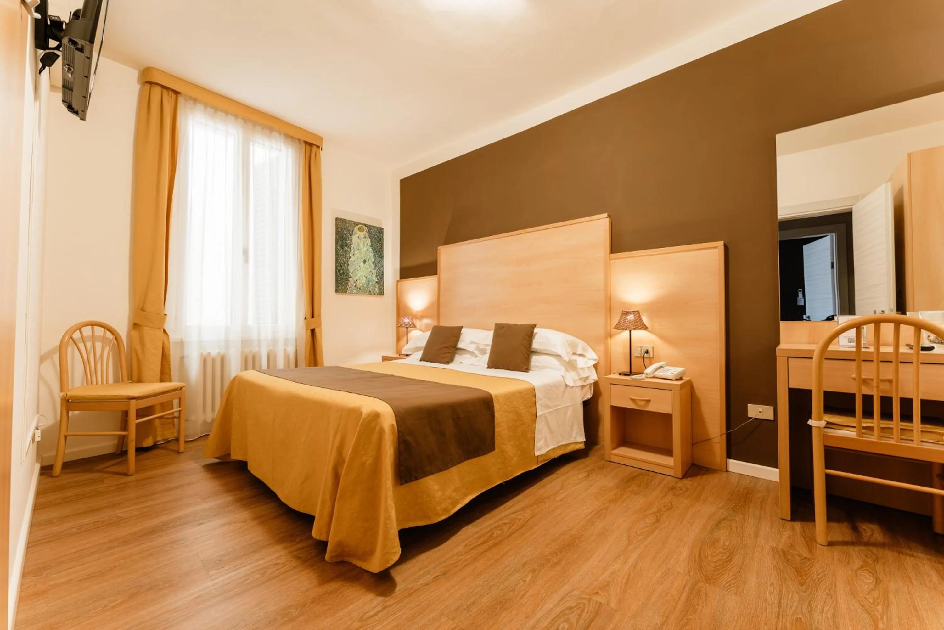 Bed in Hotel Eden Salò