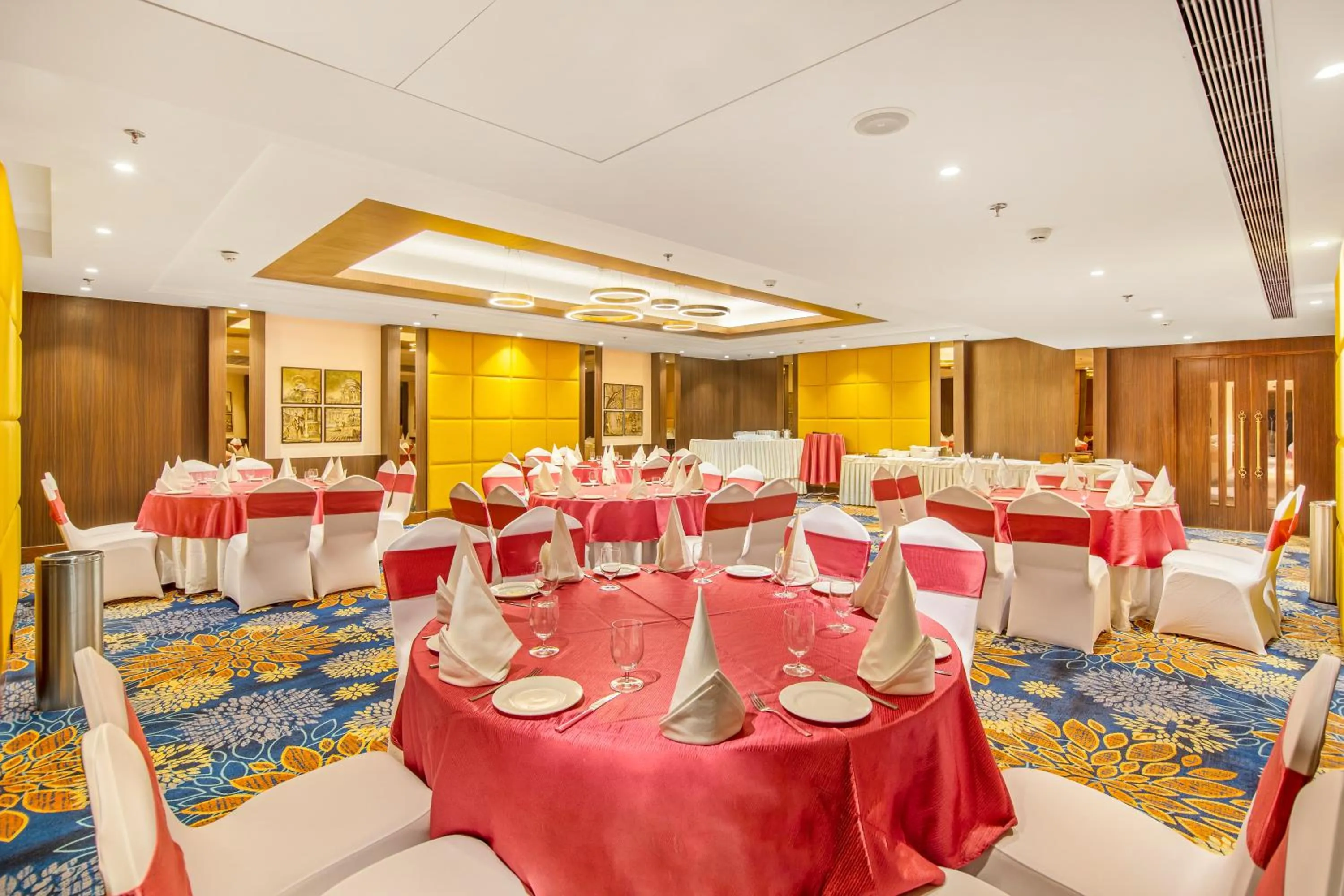 Business facilities in Golden Tulip Jalandhar