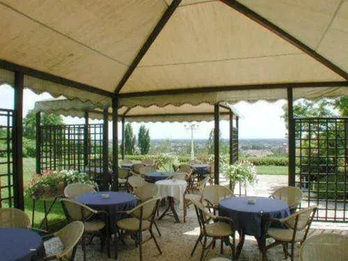 Restaurant/places to eat in Hotel Bellavista