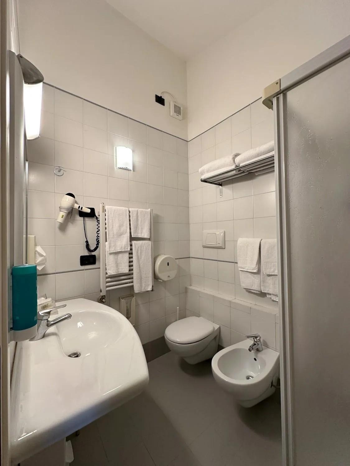 Shower in Hotel Arena