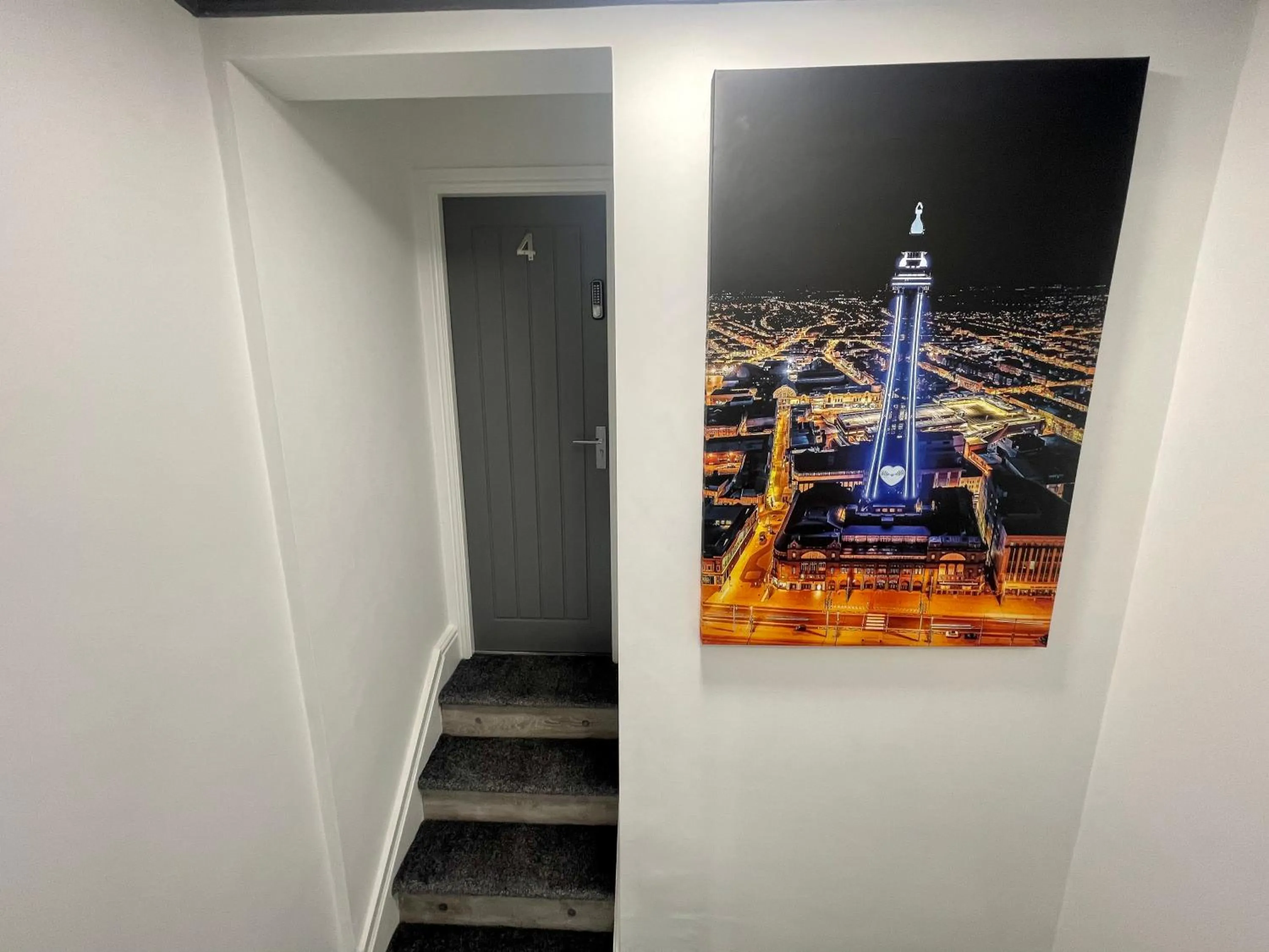 Lobby or reception in Osborne hot tub and jacuzzi suites