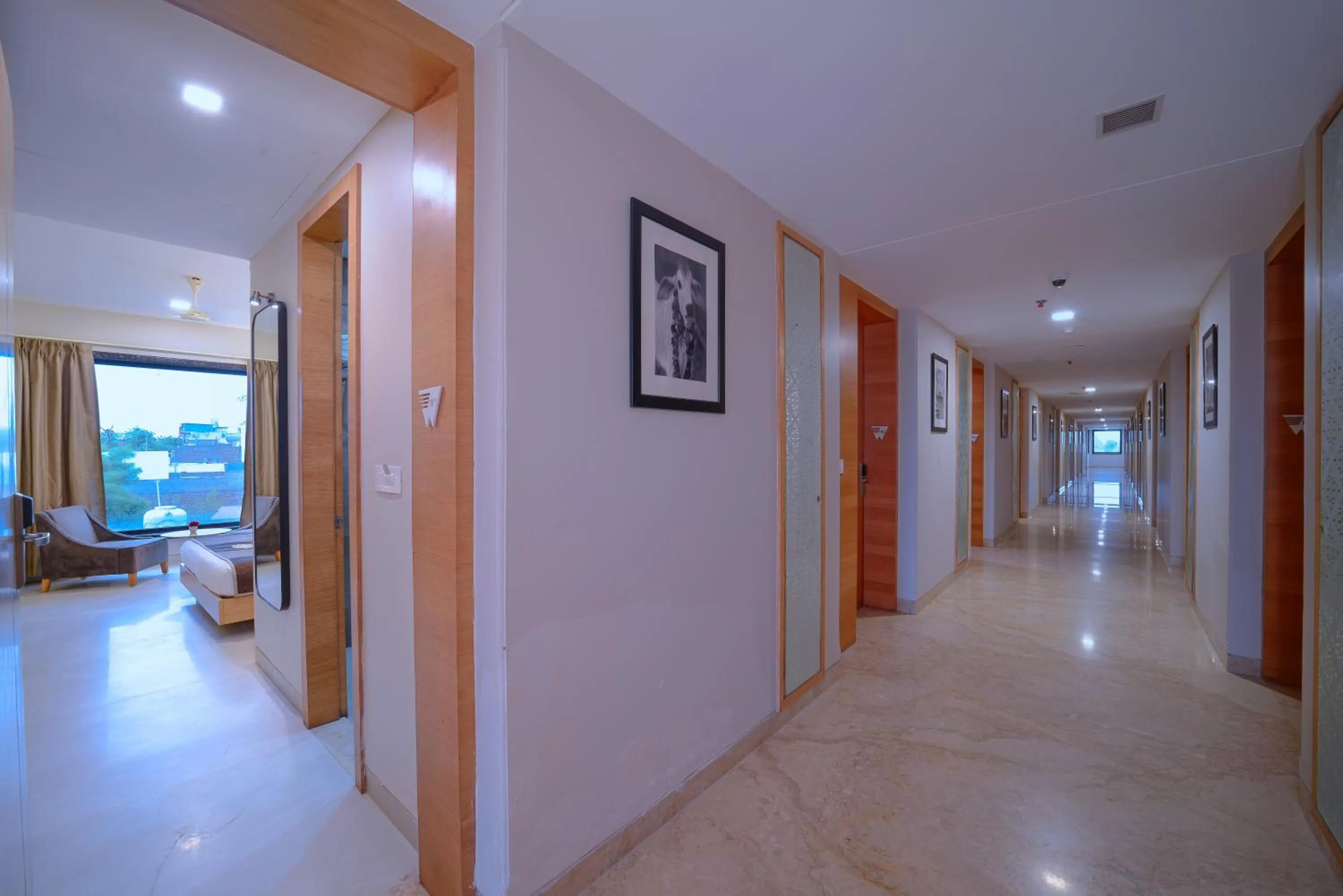 Wingston A TreeHouse Hotel, Barsana