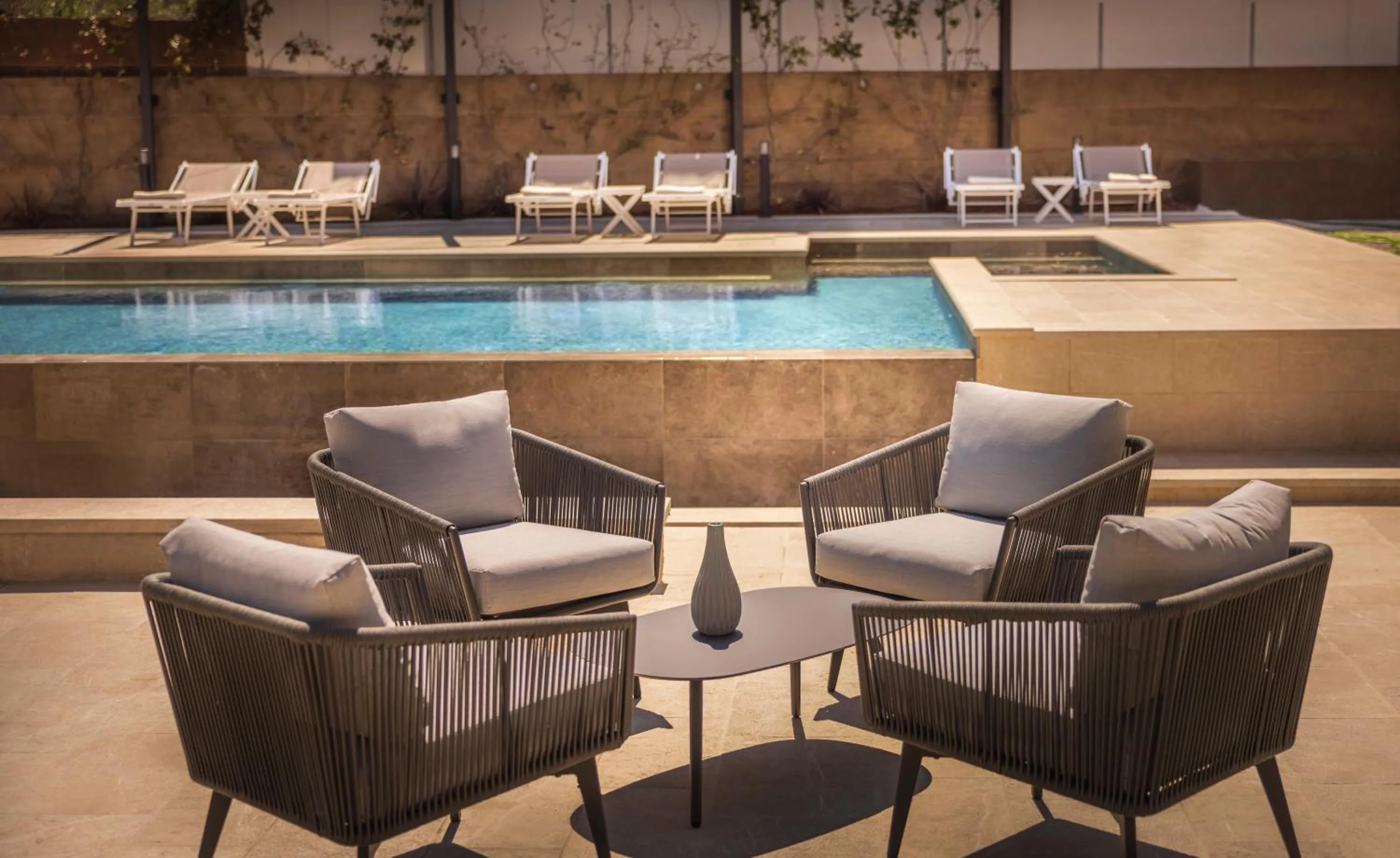 Swimming pool in DUNATOVI DVORI Heritage Hotel