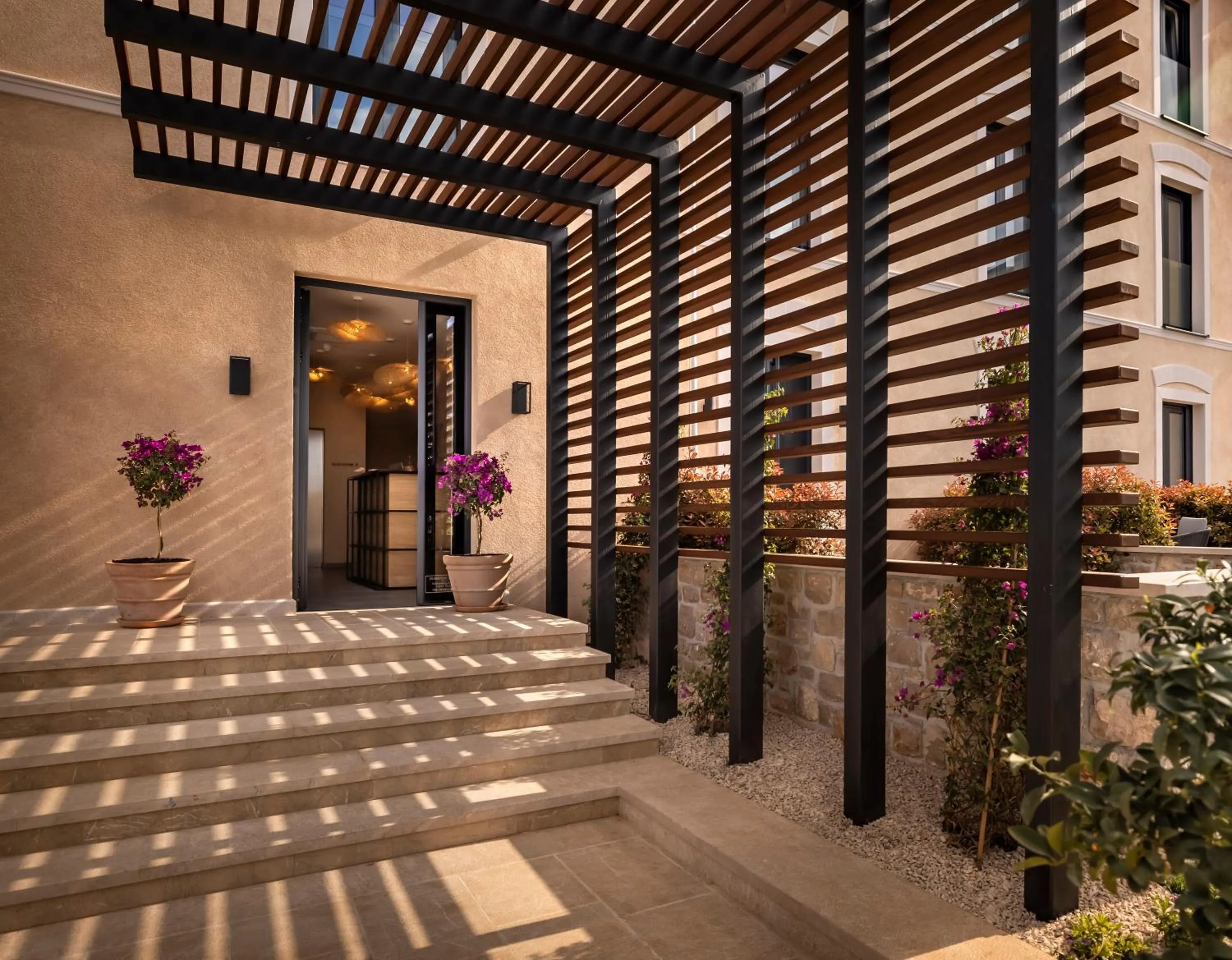 Facade/entrance in DUNATOVI DVORI Heritage Hotel