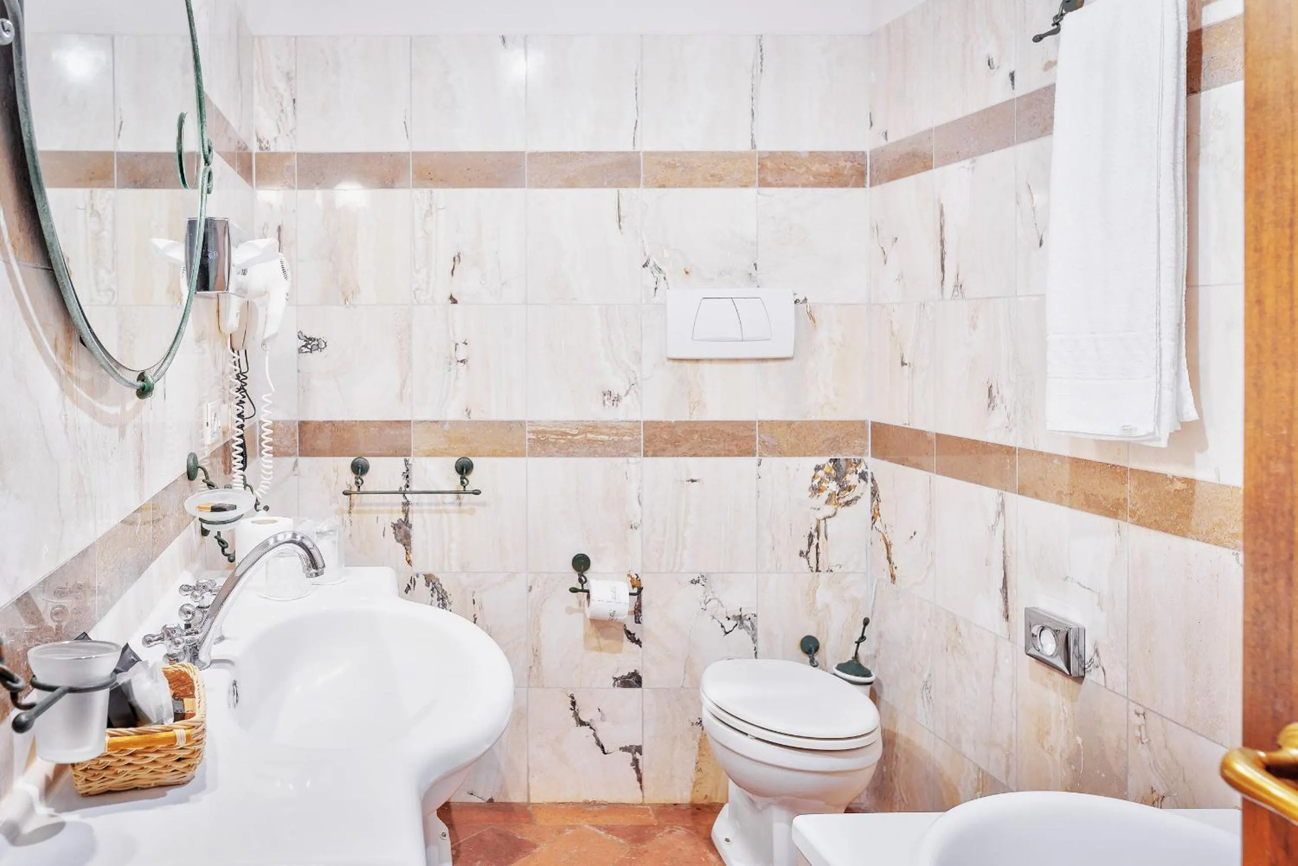 Bathroom in Hotel Borgo Casabianca