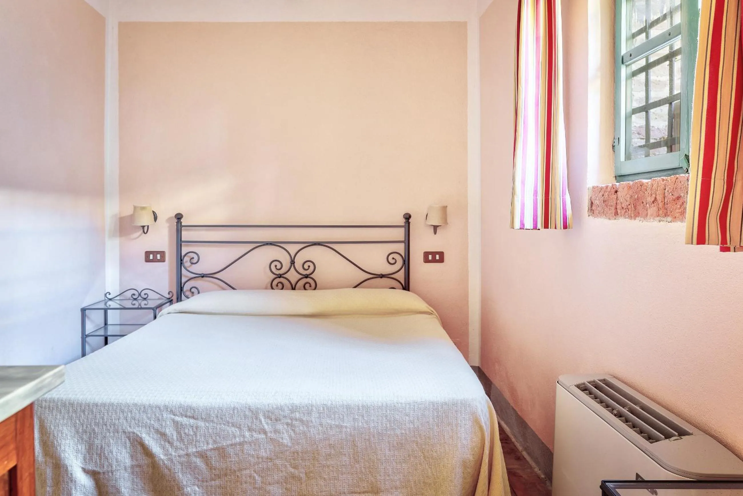 Bedroom, Bed in Hotel Borgo Casabianca