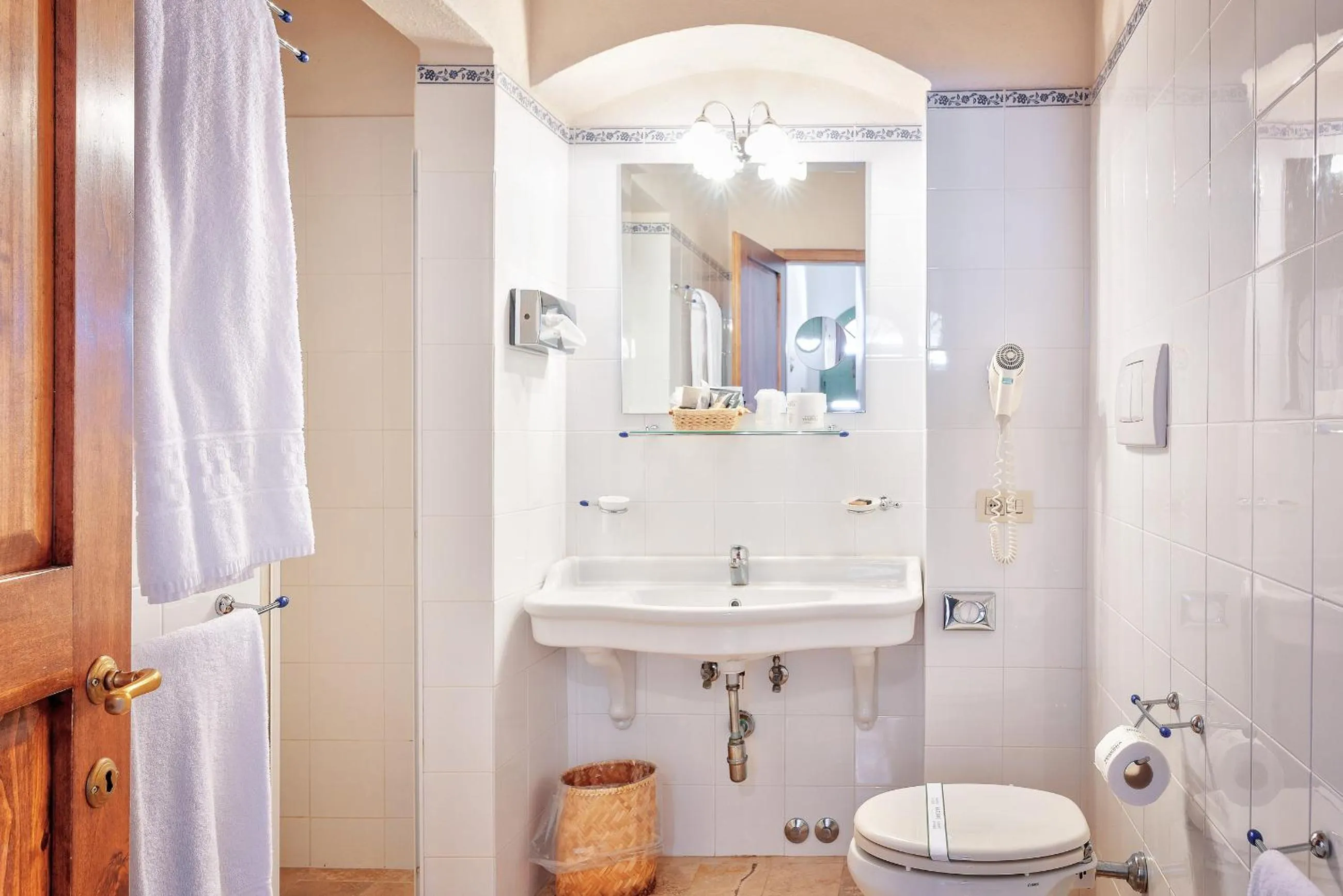 Bathroom in Hotel Borgo Casabianca