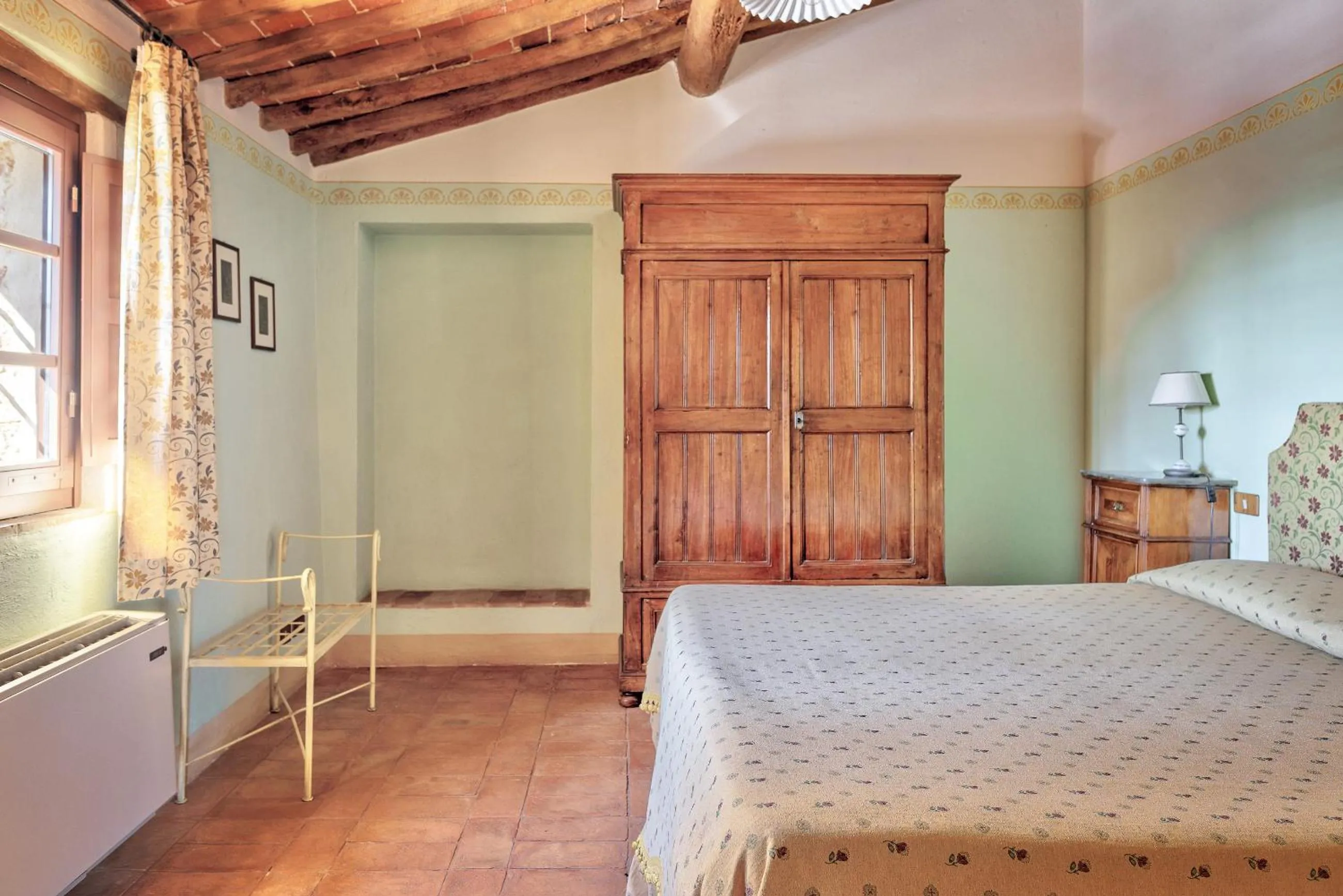 Bedroom, Bed in Hotel Borgo Casabianca