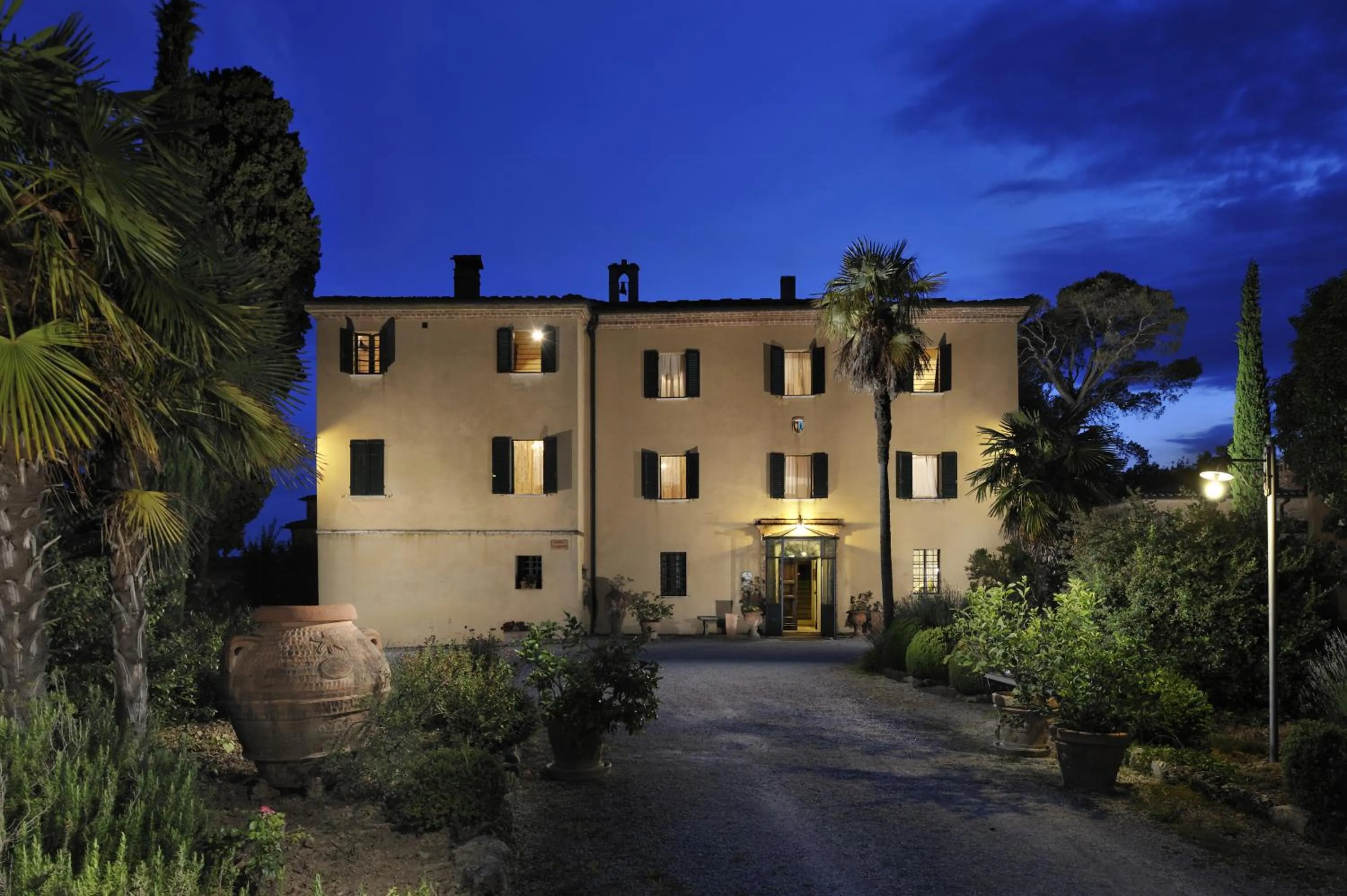 Facade/entrance in Hotel Borgo Casabianca