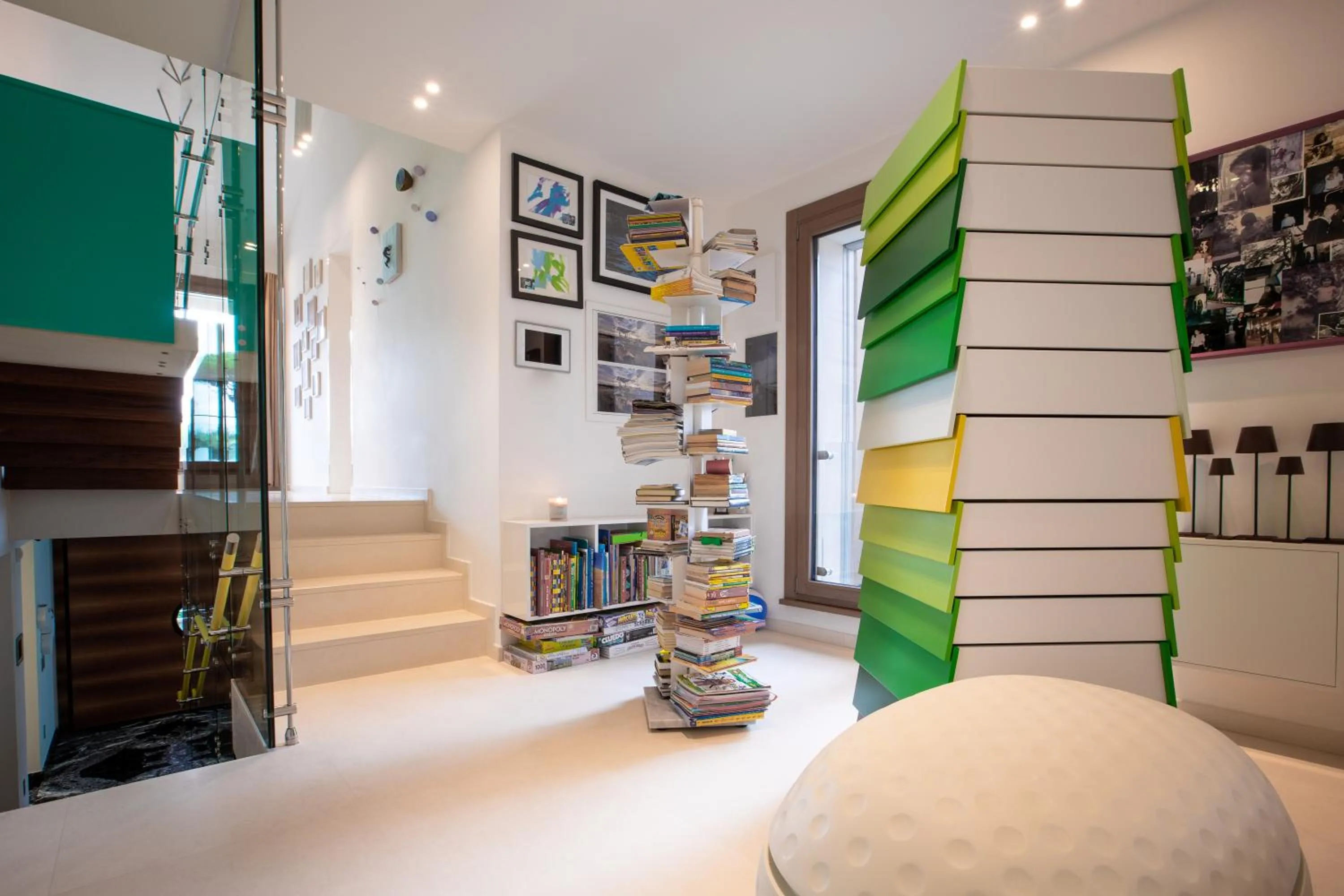 Library, Bed in Magic Forte