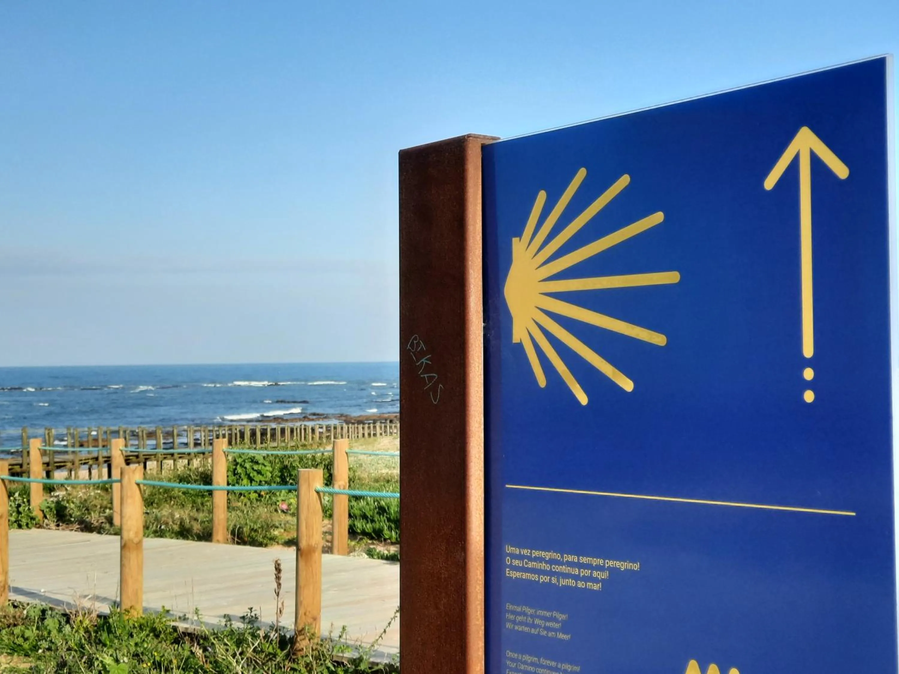 Hiking in Smiling Places - Guest House in Labruge