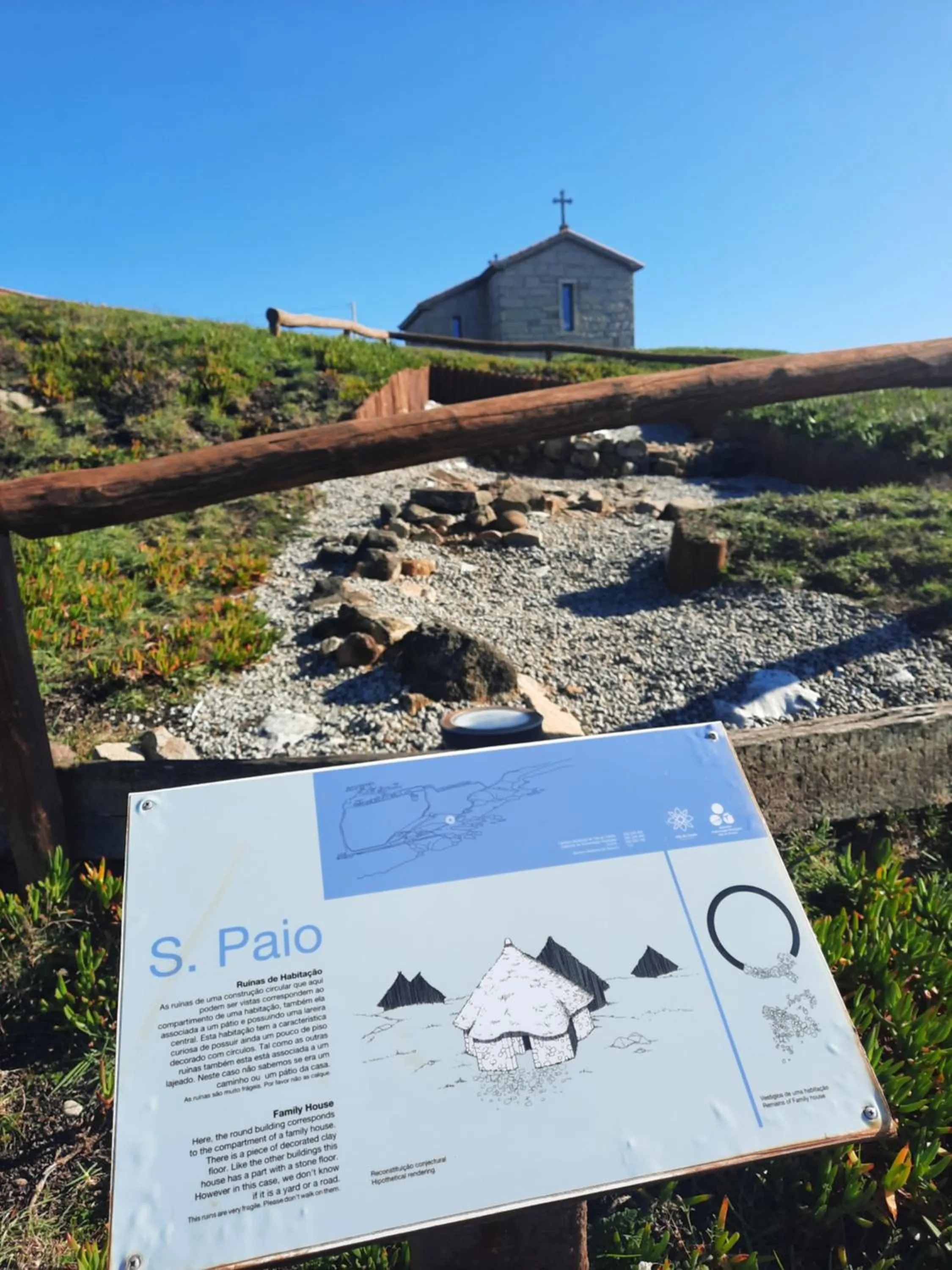 Nearby landmark in Smiling Places - Guest House in Labruge