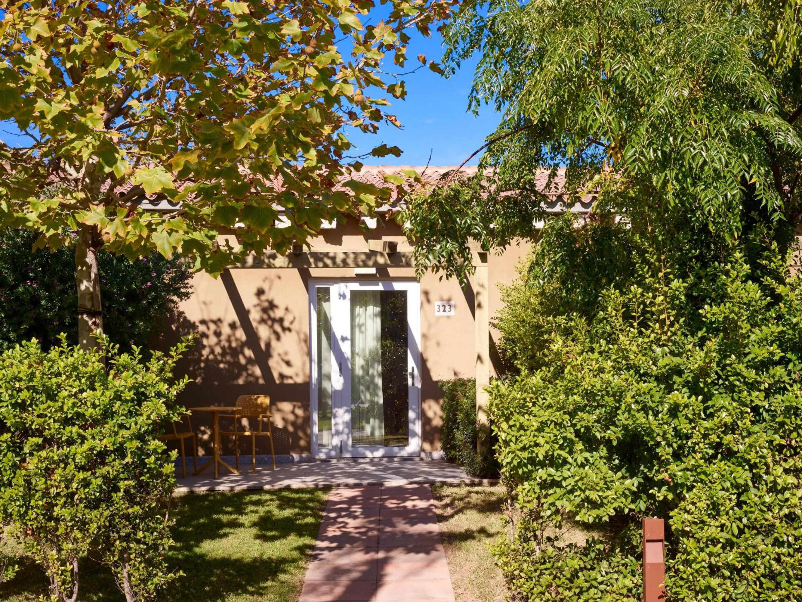 Facade/entrance in Is Serenas Badesi Resort