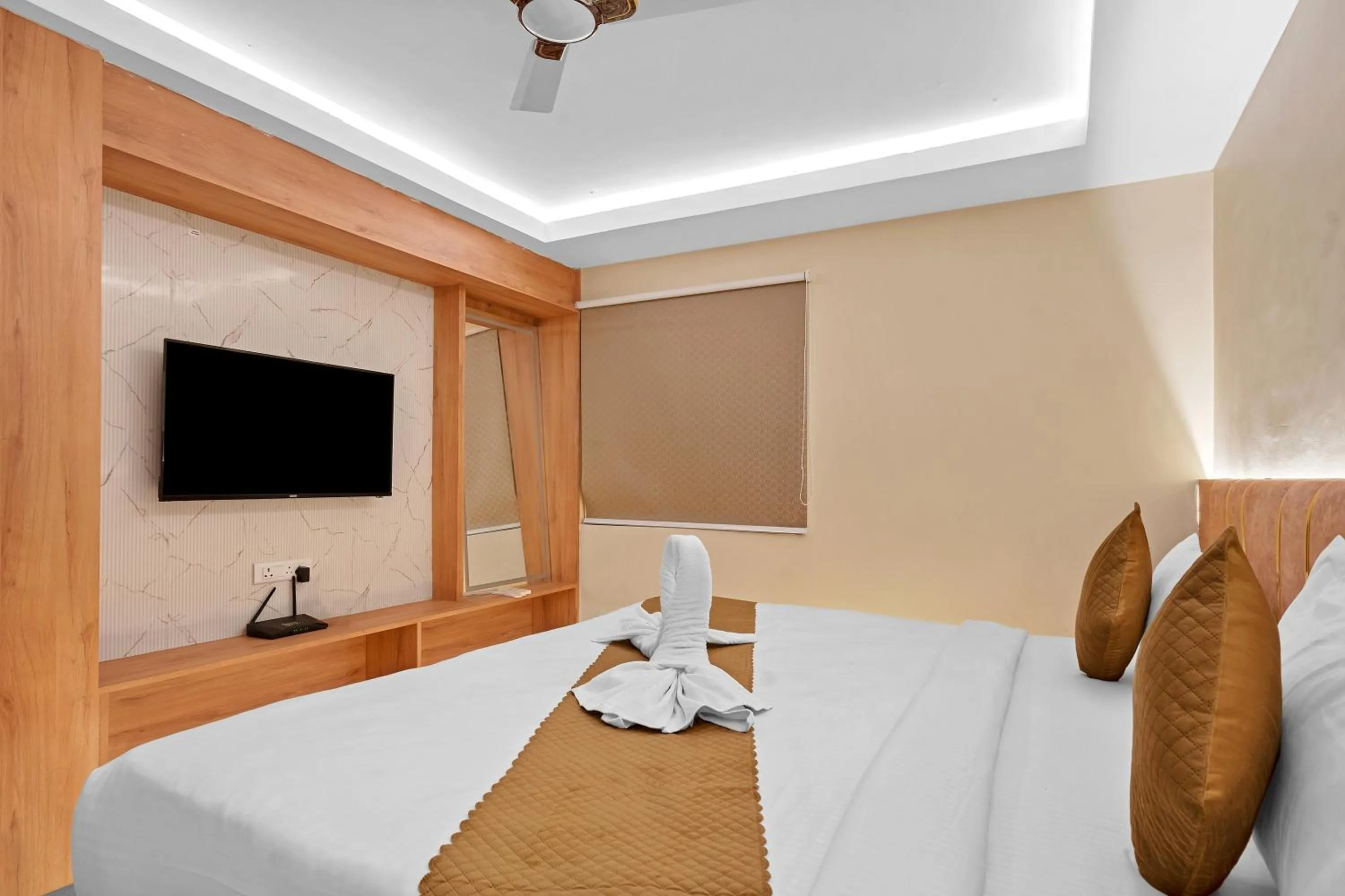 Bedroom, Bed in Hotel SM Deccan Park Airport Zone Shamshabad Hyderabad