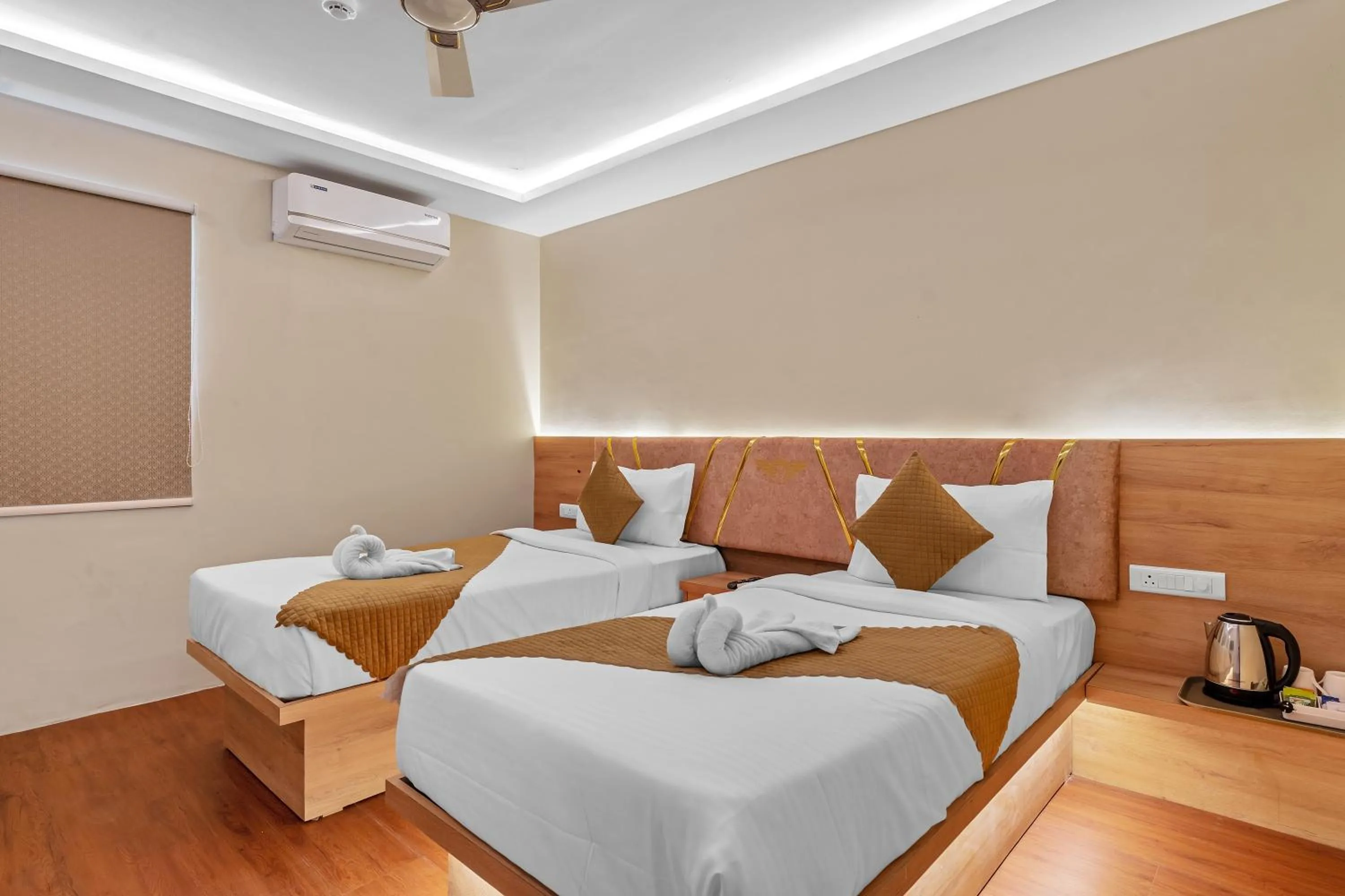 Bedroom, Bed in Hotel SM Deccan Park Airport Zone Shamshabad Hyderabad