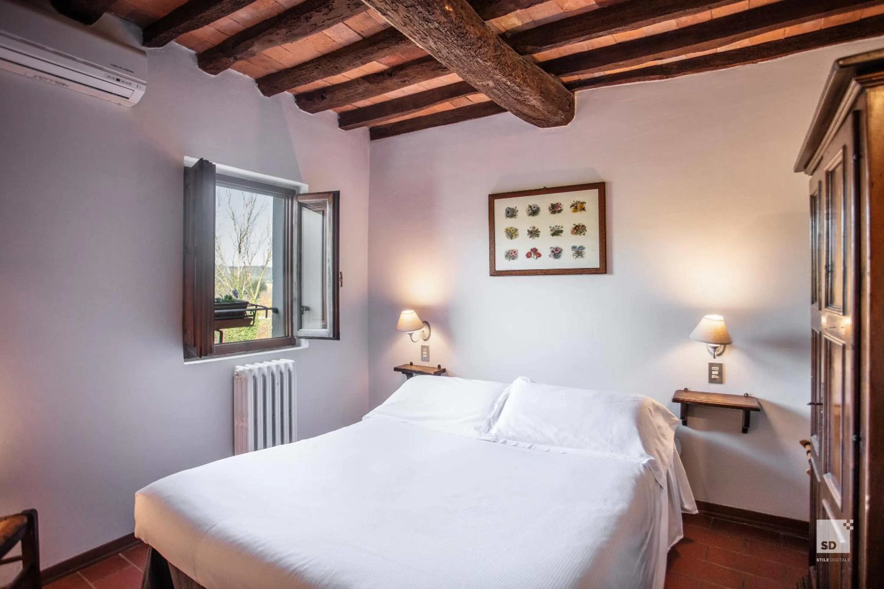 Photo of the whole room, Bed in Tenuta Il Burchio