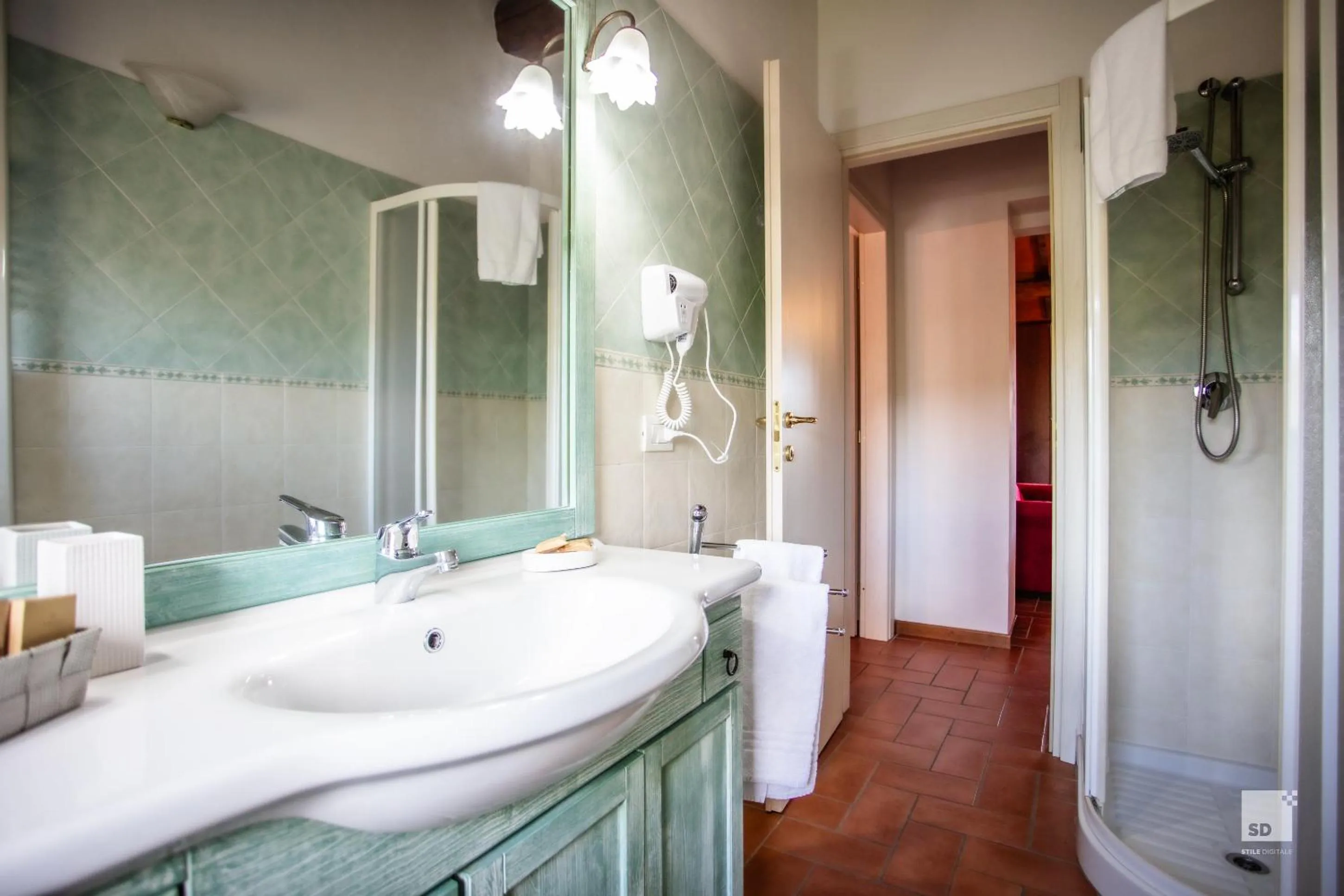 Shower in Tenuta Il Burchio