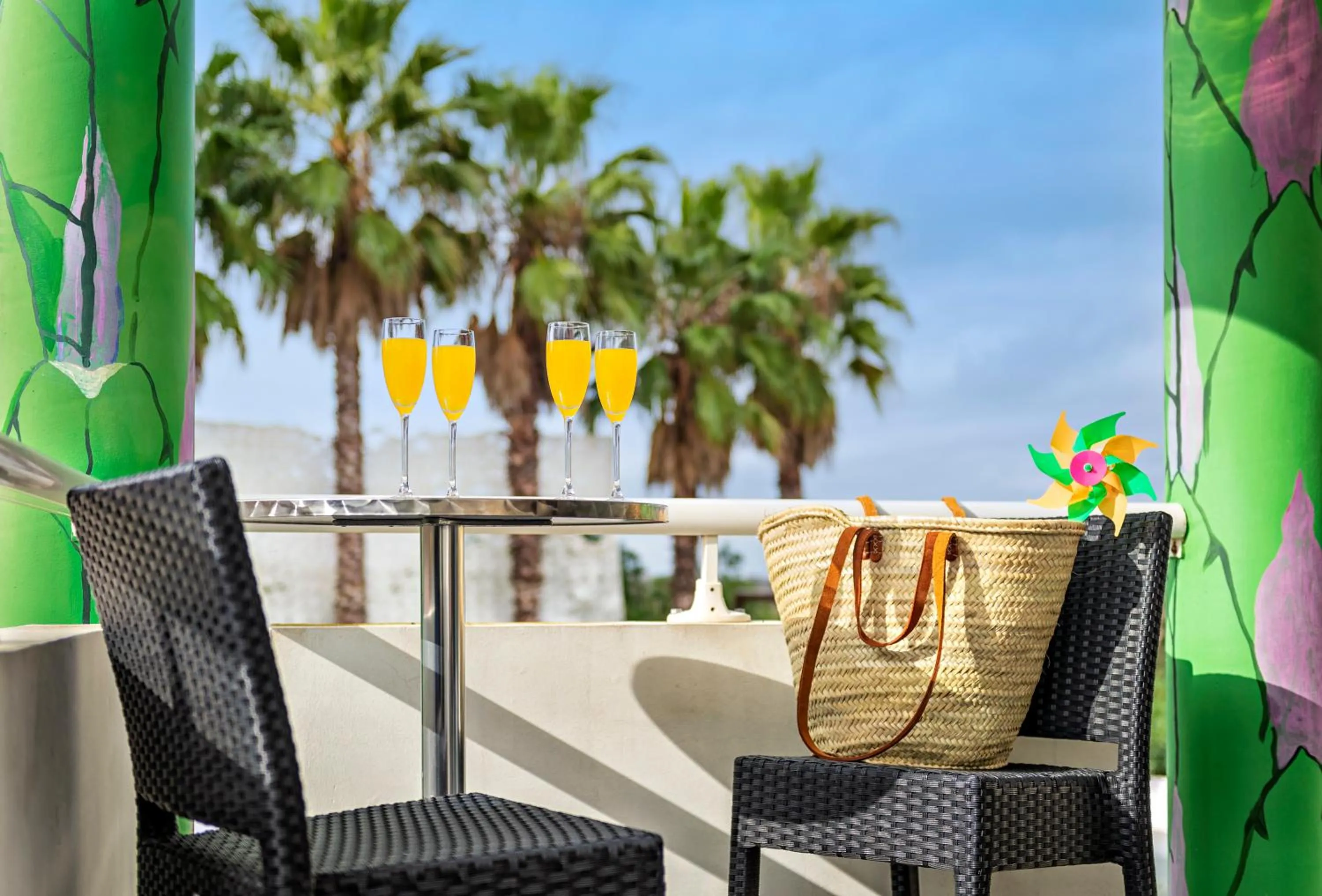 Patio in Le Jardin de Babylone Résidence Festive & Naturiste "réservé aux couples uniquement"