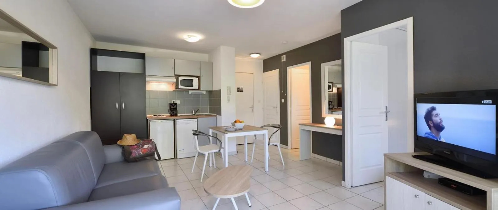 Living room in Le Jardin de Babylone Résidence Festive & Naturiste "réservé aux couples uniquement"