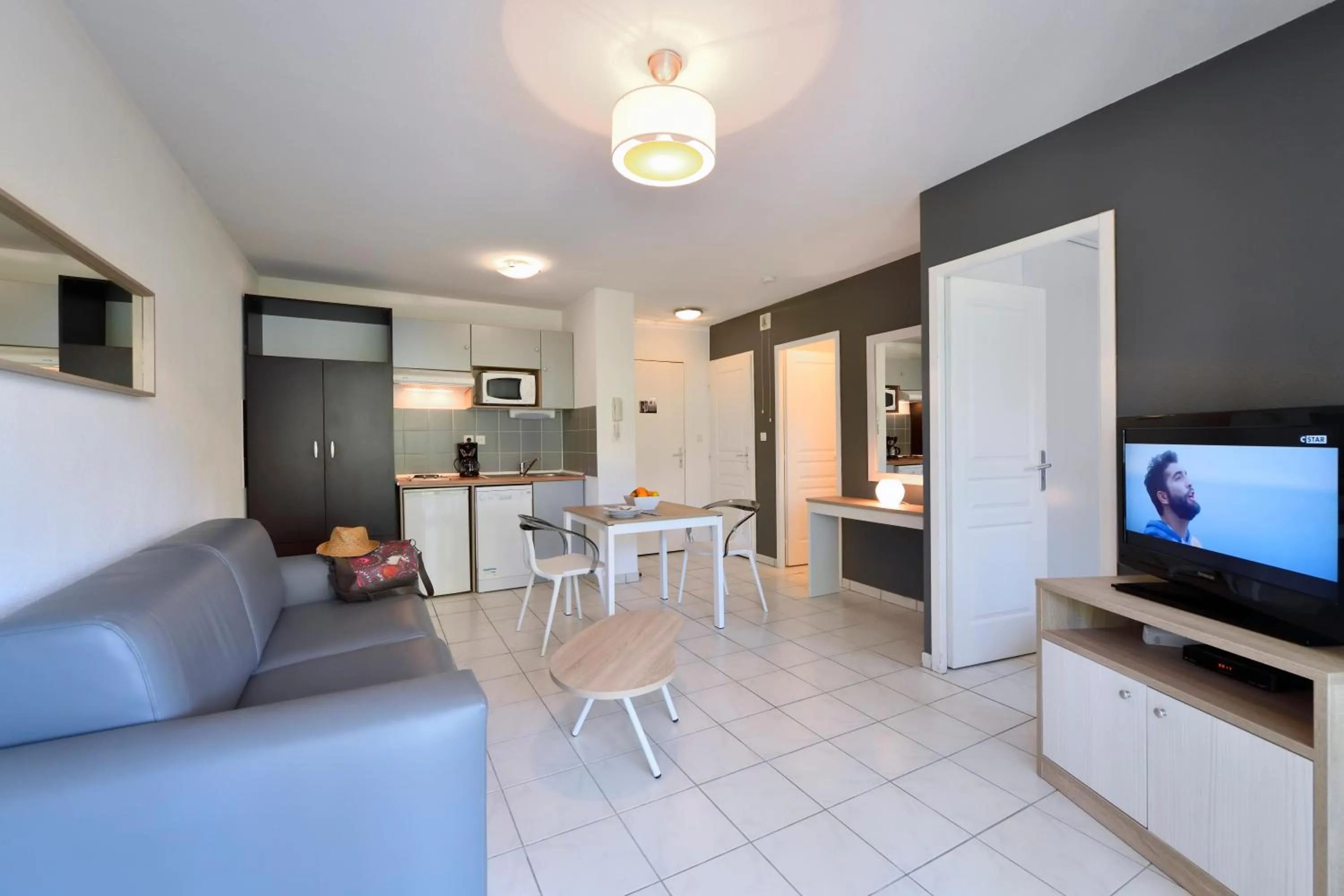 Living room in Le Jardin de Babylone Résidence Festive & Naturiste "réservé aux couples uniquement"