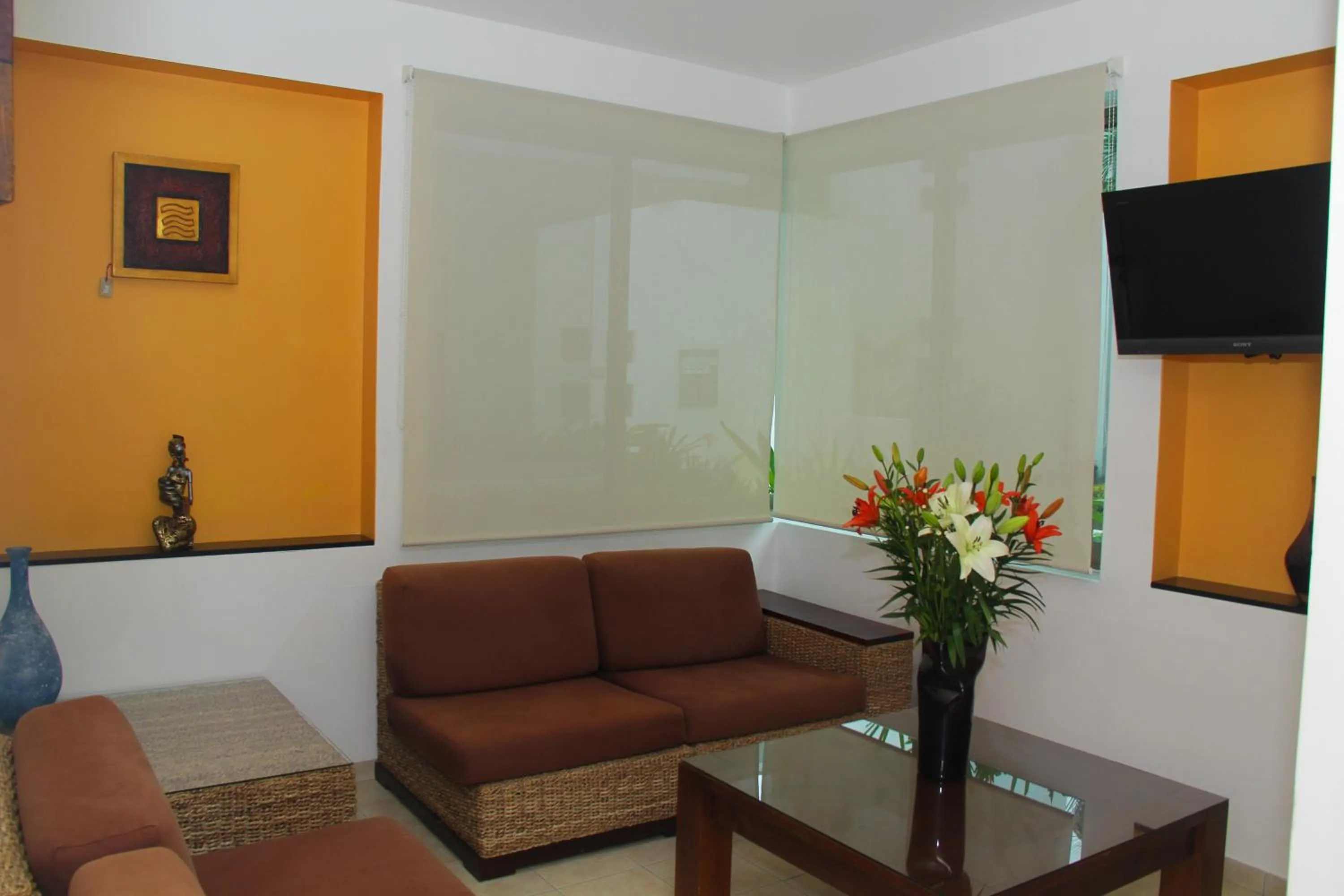 TV and multimedia in Villas Maria Isabel