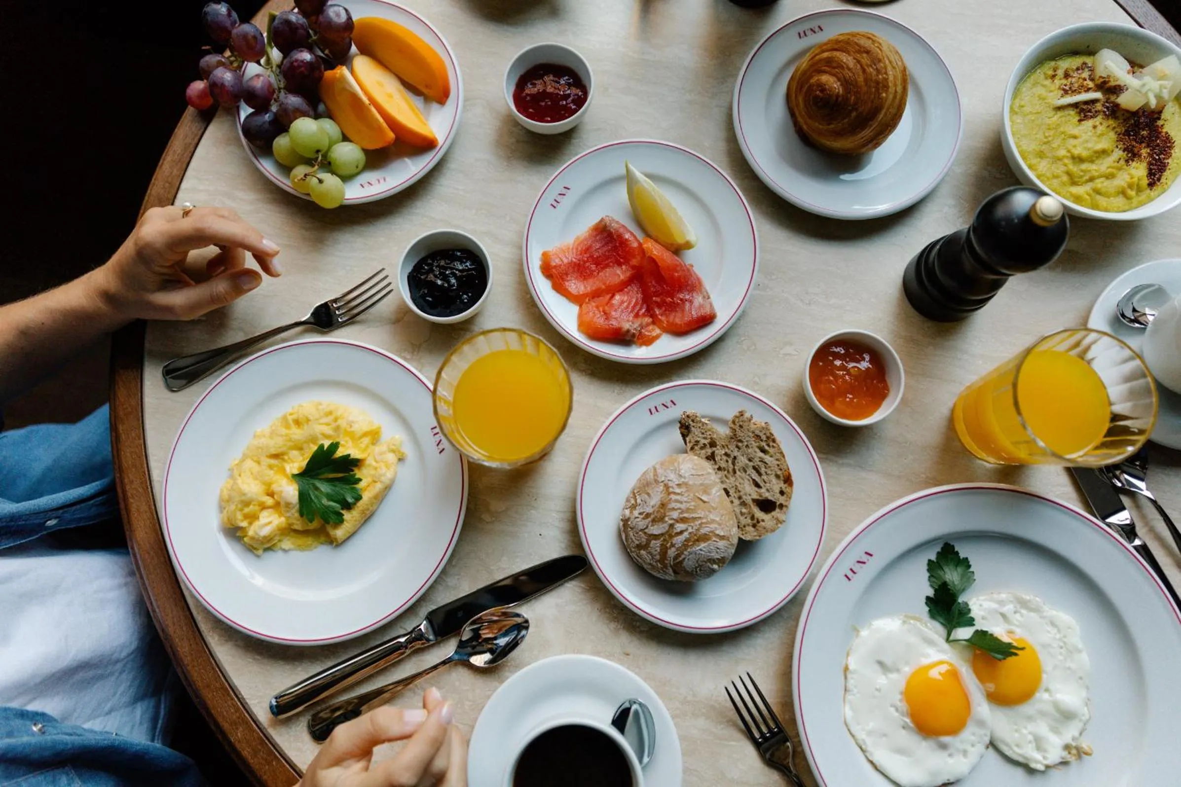 Restaurant/places to eat in Parkhotel Mondschein, a Member of Design Hotels