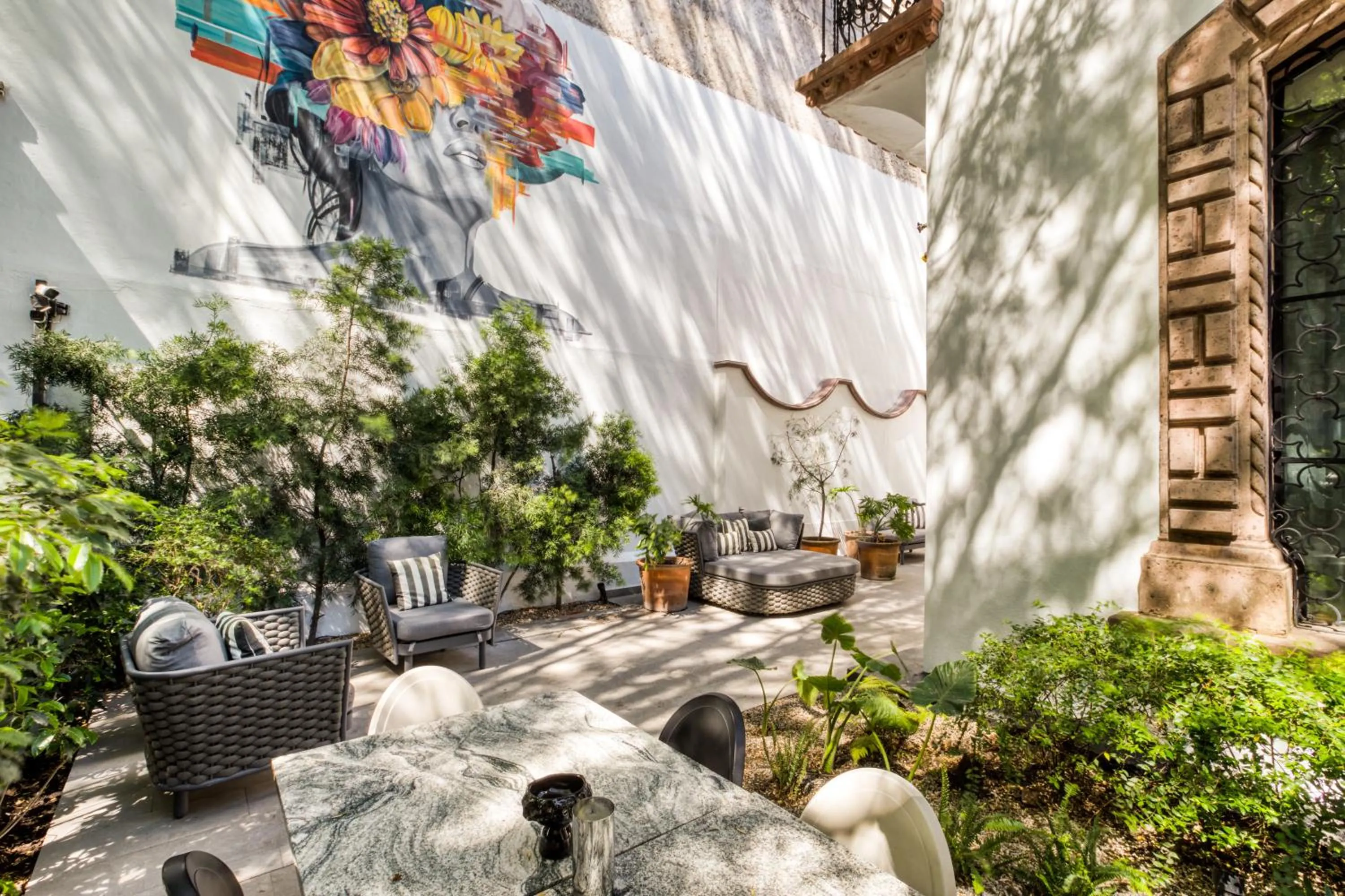 Garden in UTOPIC Campos Elíseos by ULIV