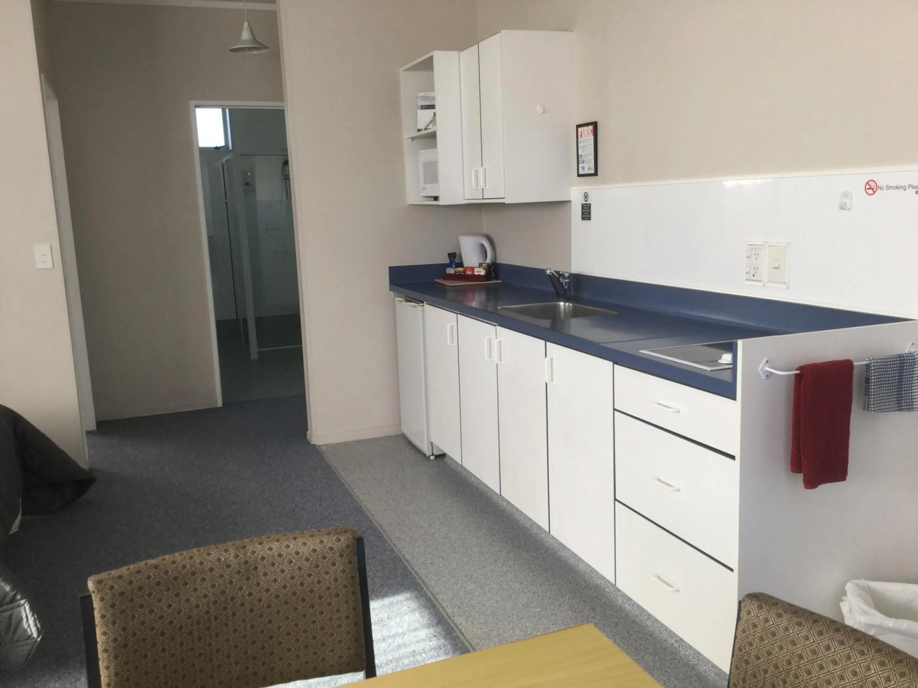 Coffee/tea facilities in Thornton Lodge Motel