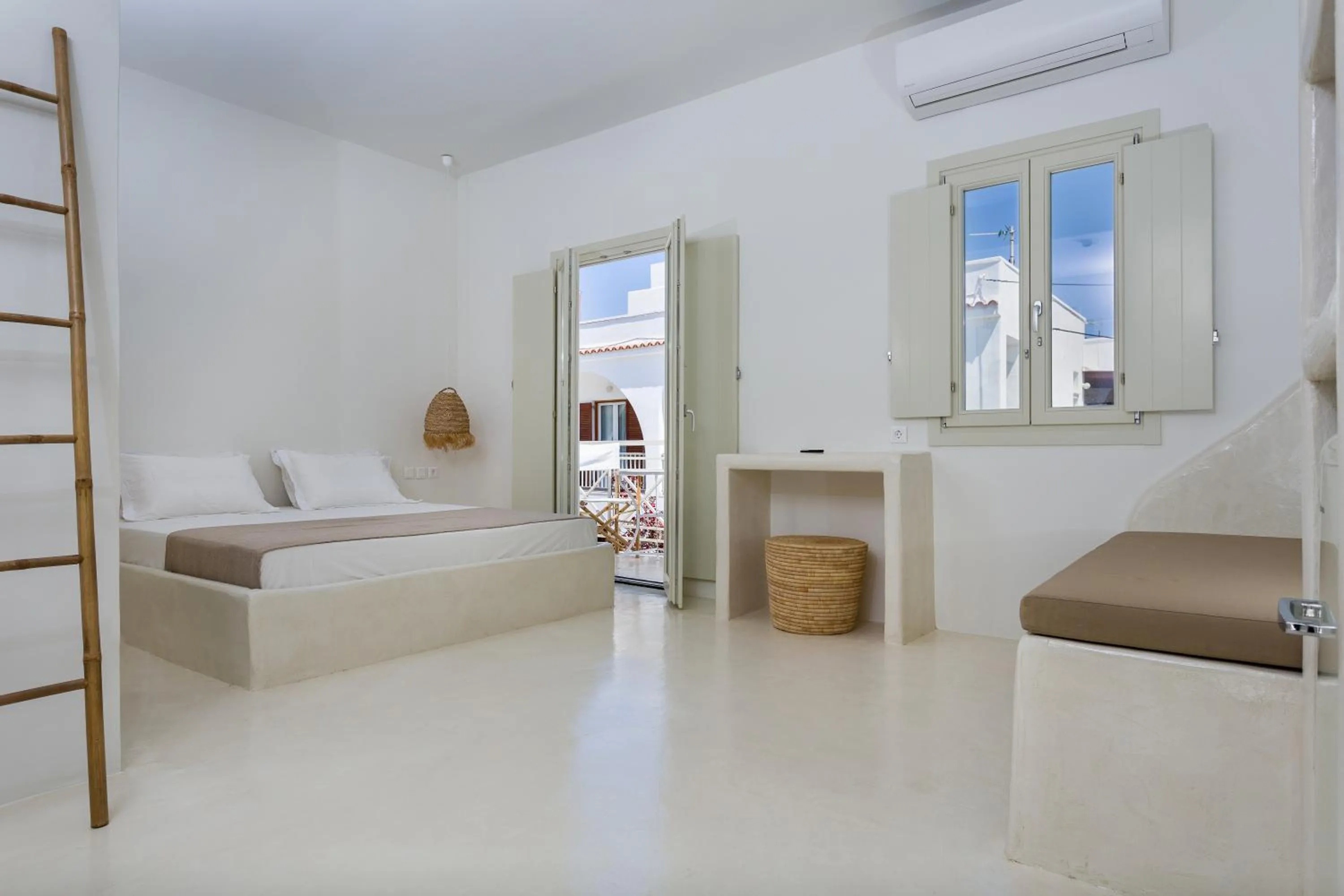 Living room, Bed in KOKOON