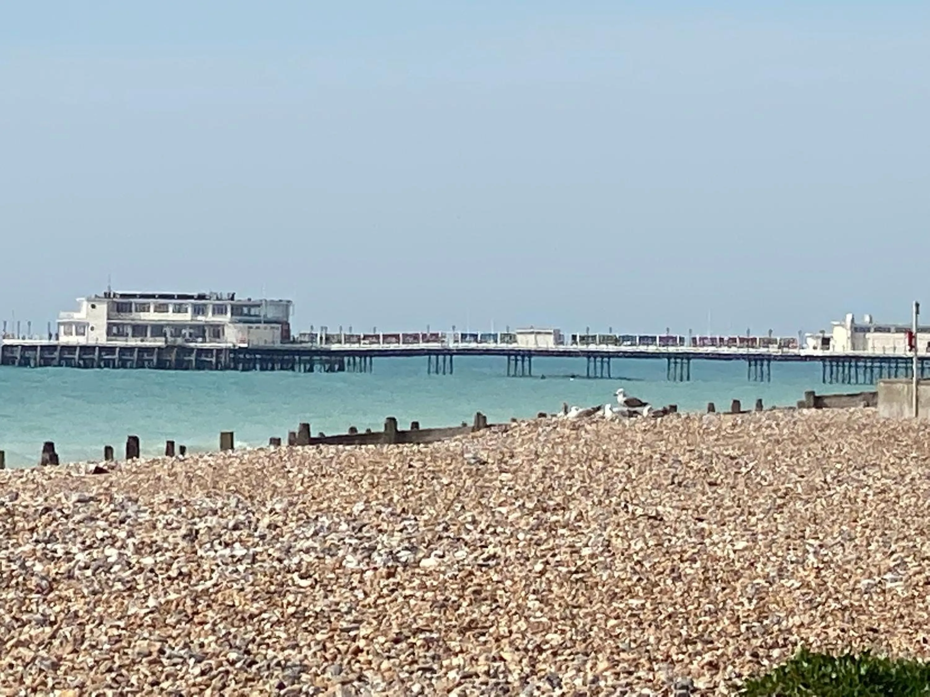 Beach in WORTHING BEACH 180 - 2 bed seafront apartment with private parking