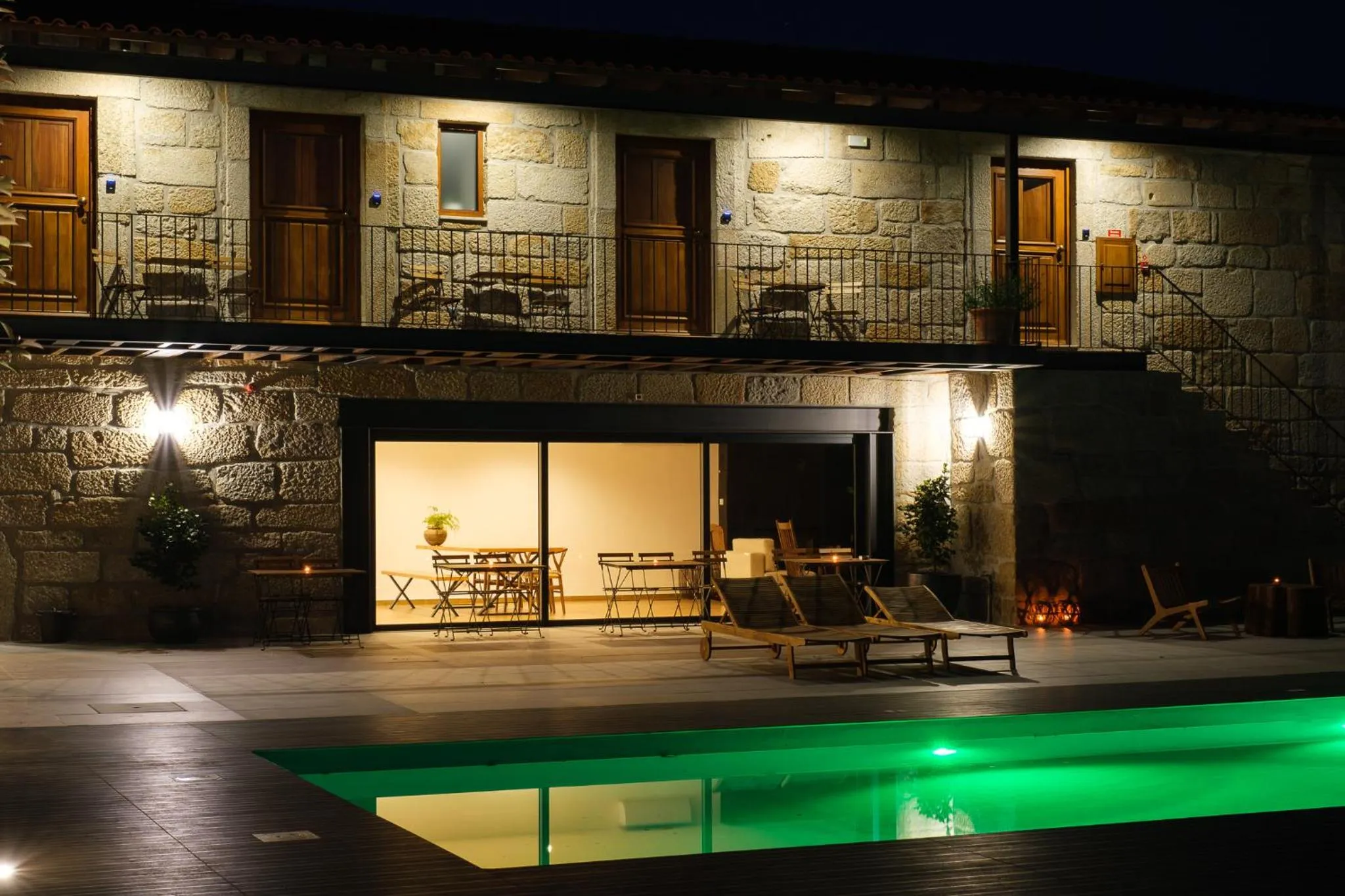 Property building in Casa Vieira Lobo