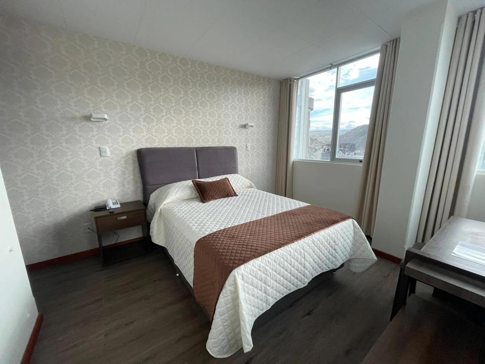 Photo of the whole room, Bed in Novum Hotel