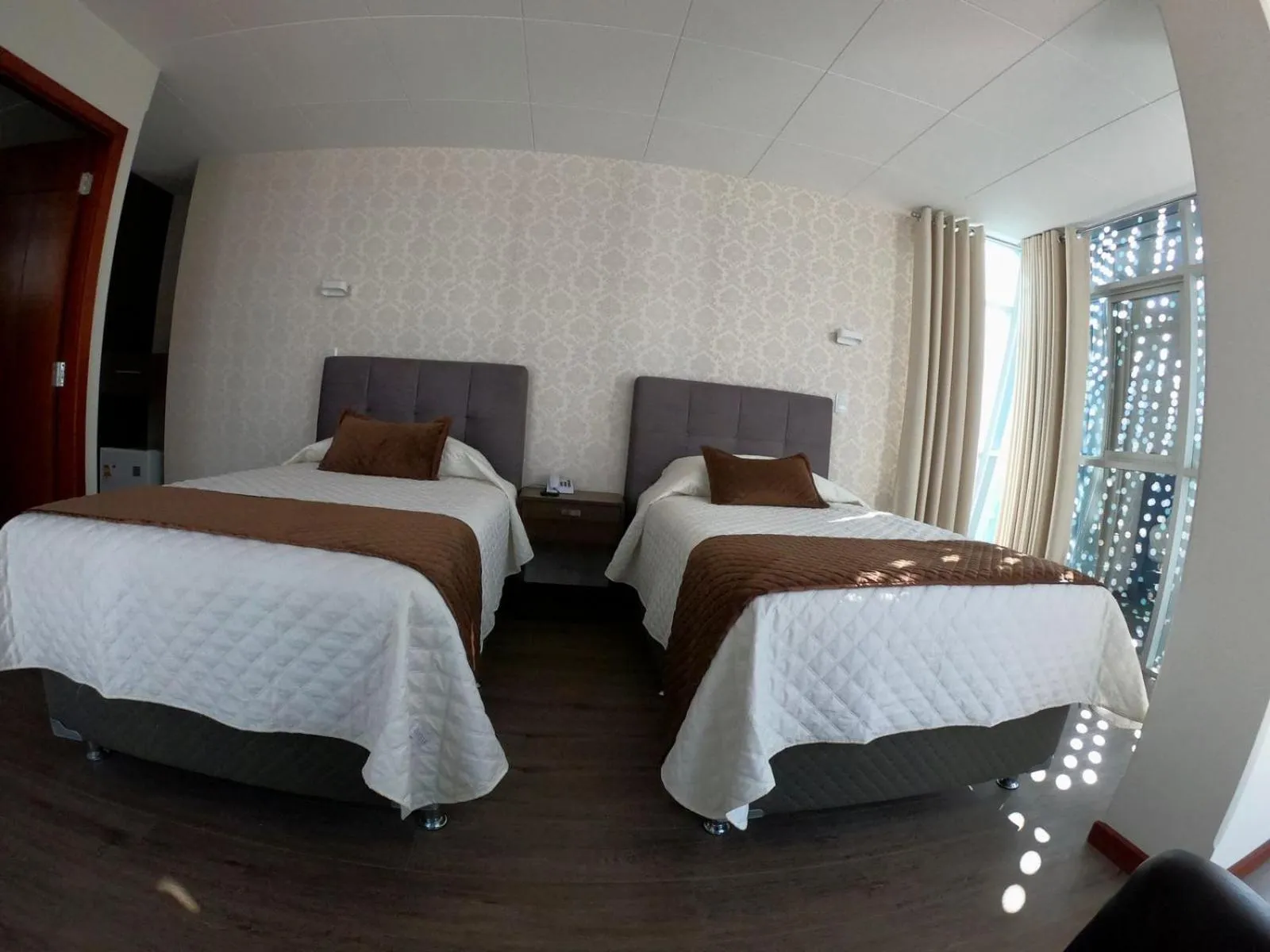 Photo of the whole room, Bed in Novum Hotel