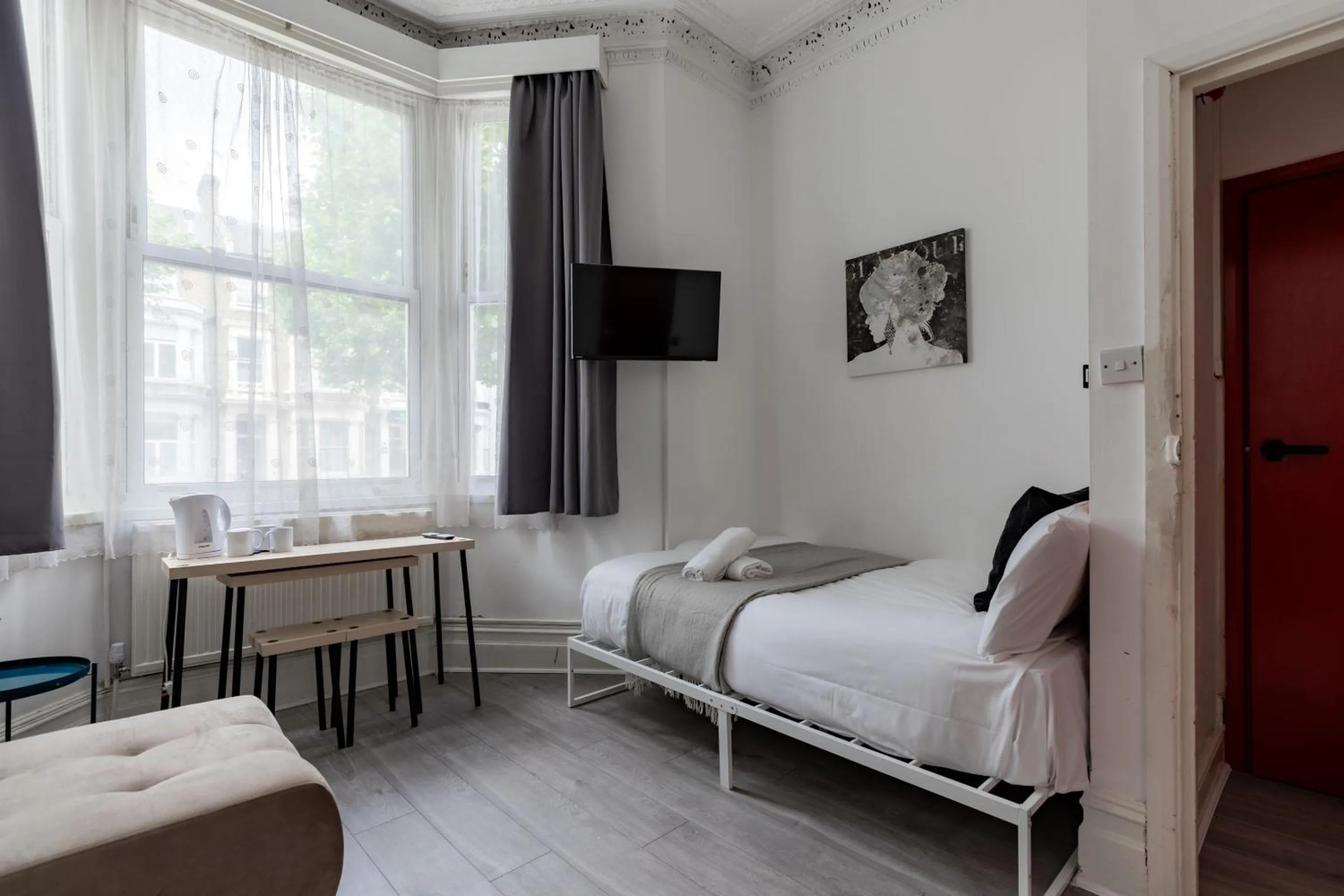 Bedroom, Bed in Orlando hotel