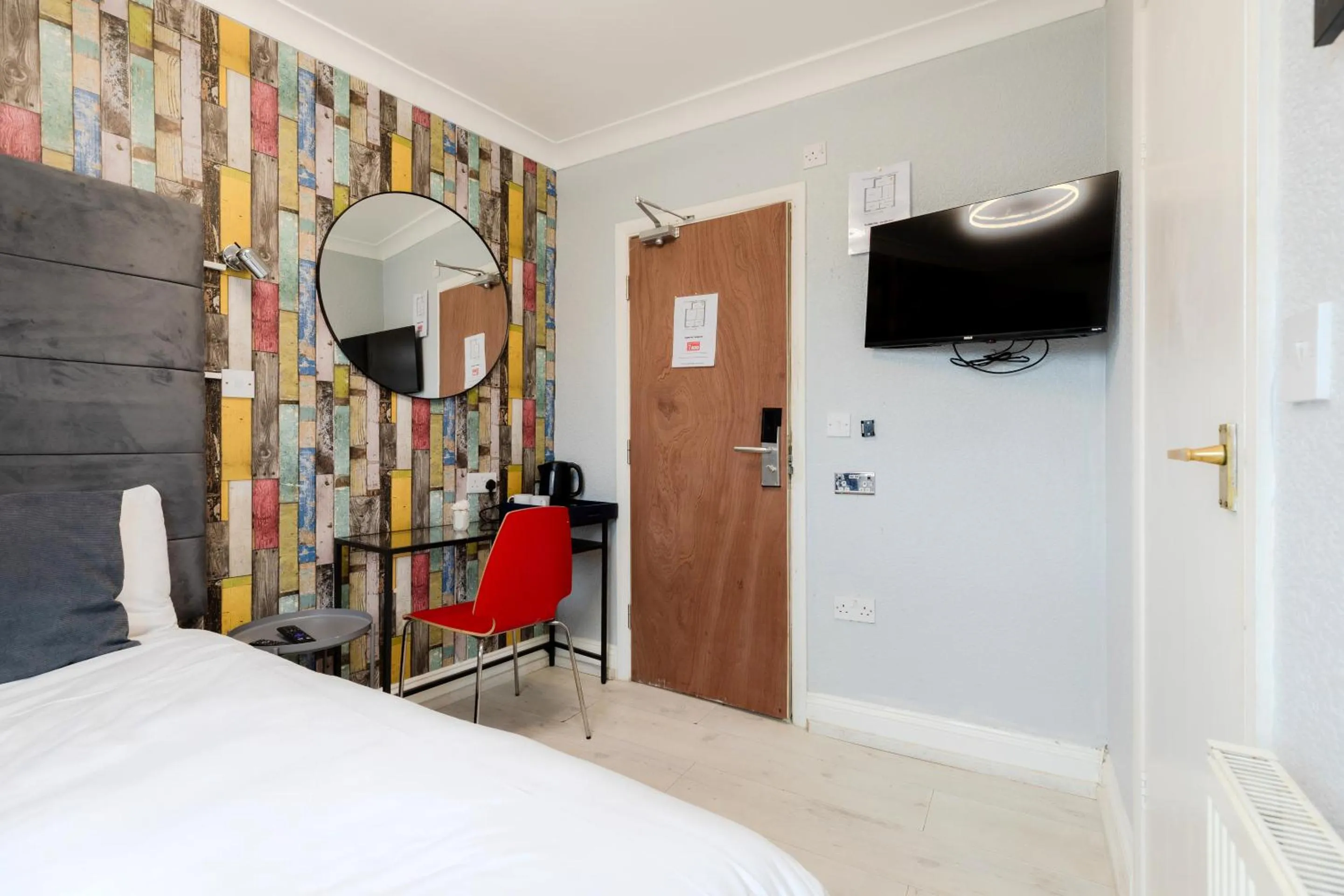 Bedroom, Bed in Orlando hotel