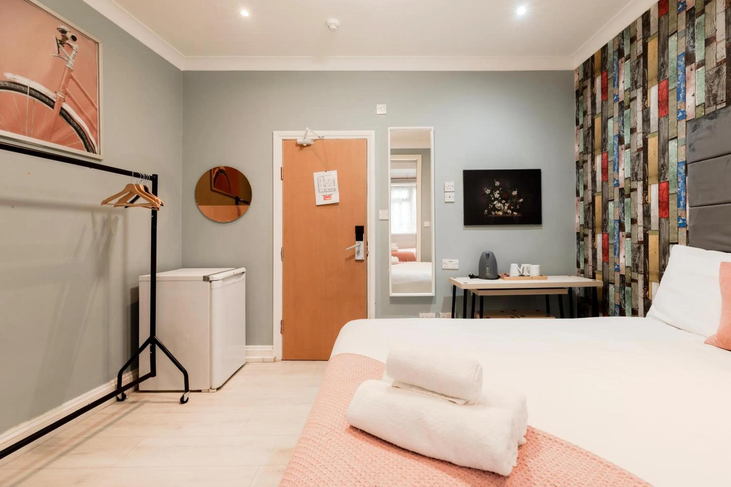 Bedroom, Bed in Orlando hotel