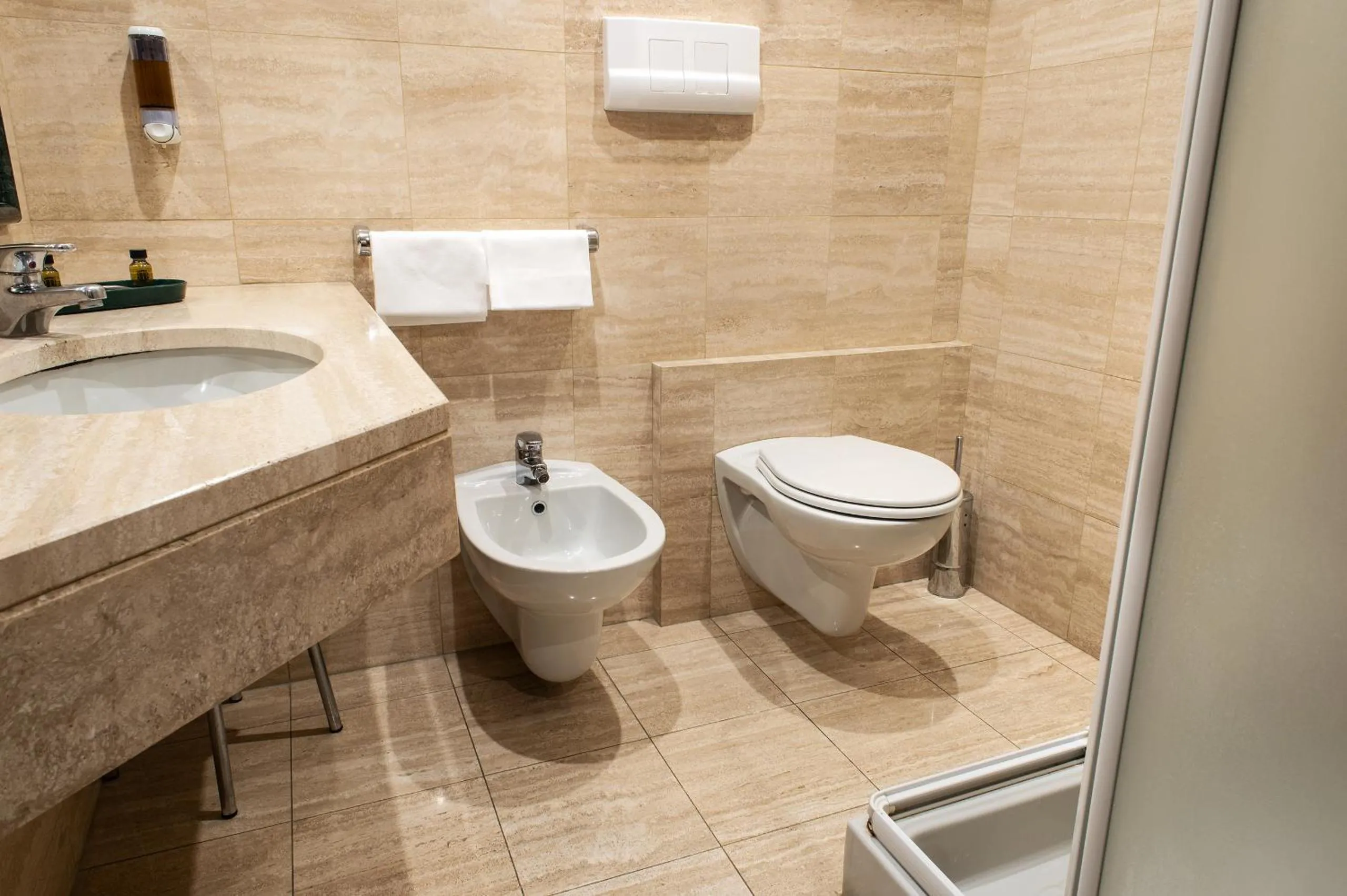 Bathroom in Hotel Alga