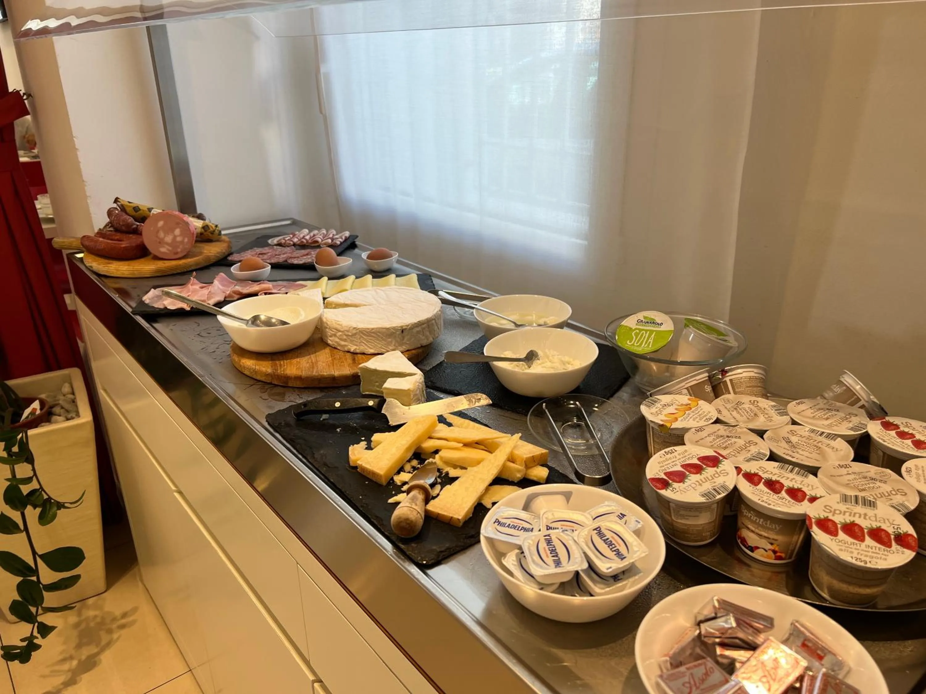 Breakfast in Card International Hotel